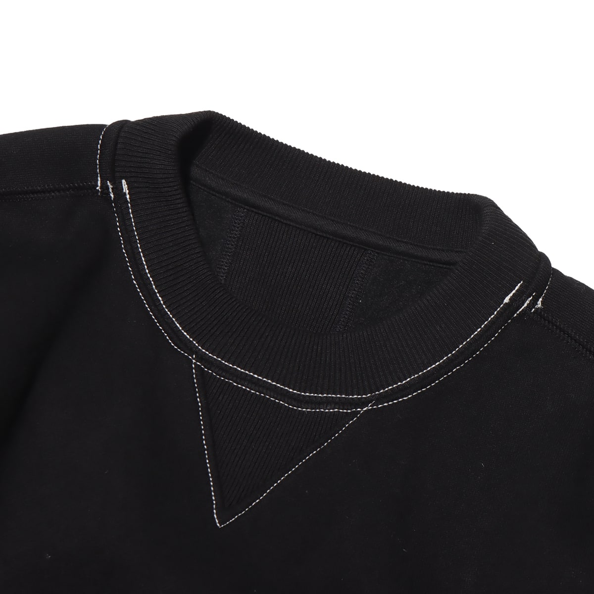 New Balance 1000 SWEAT CREWNECK REGULAR FIT ブラック 23FA-Iの画像