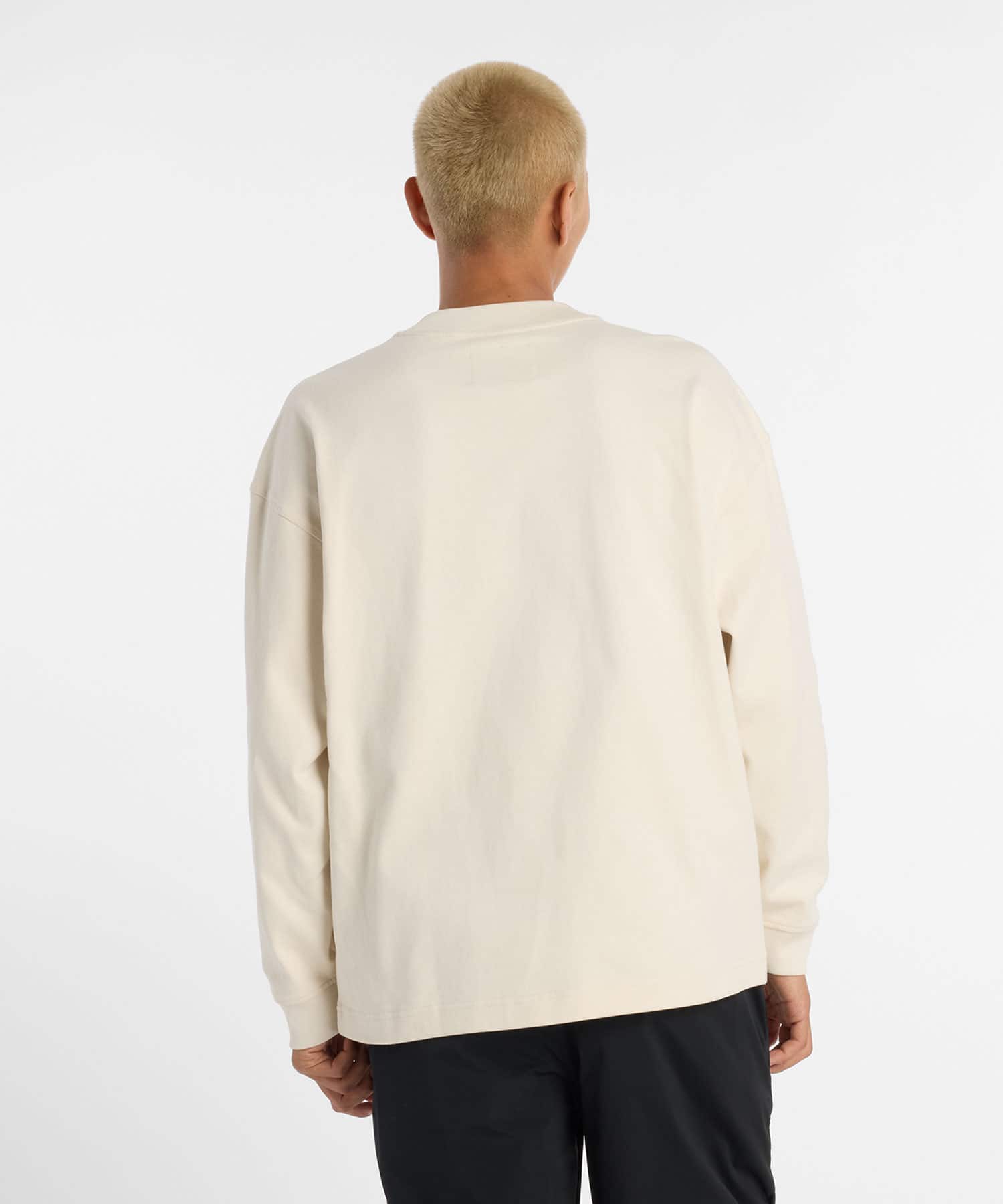 New Balance NB GREY LONG SLEEVE リネンの画像