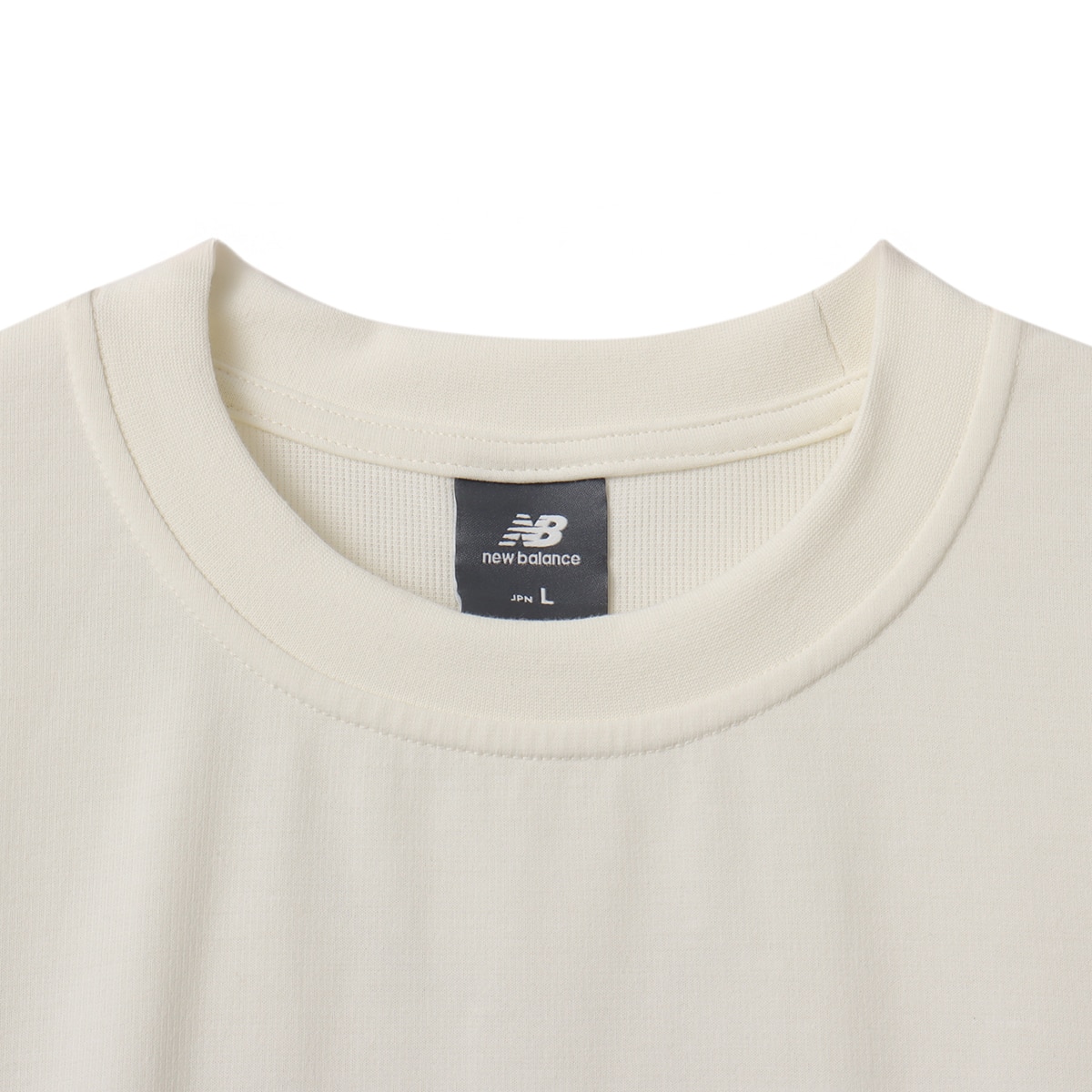 New Balance Oversized S/S Base T Shirt シーソルトの画像