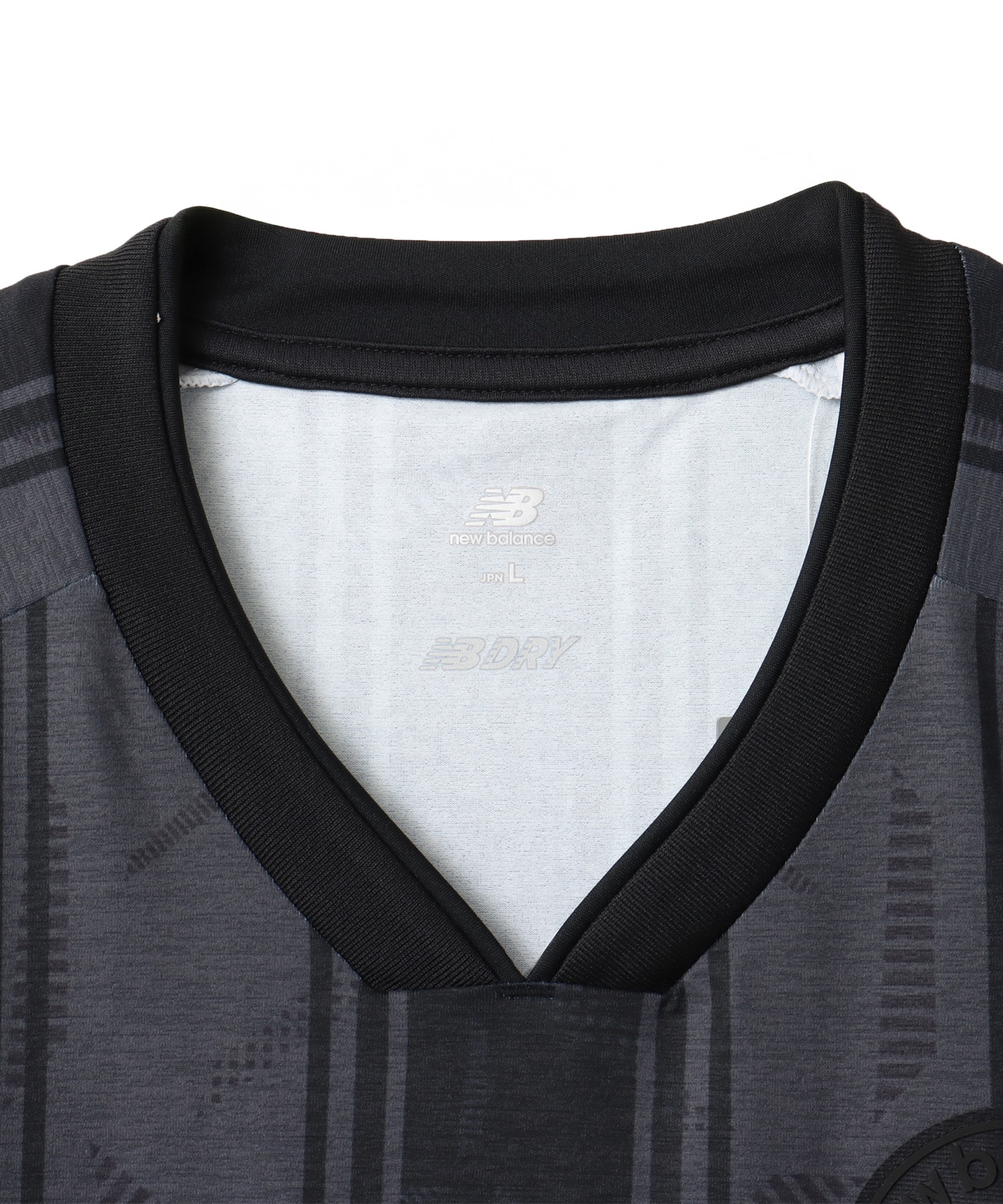 New Balance GRAPHIC SHORT SLEEVE SHIRTS ブラックの画像