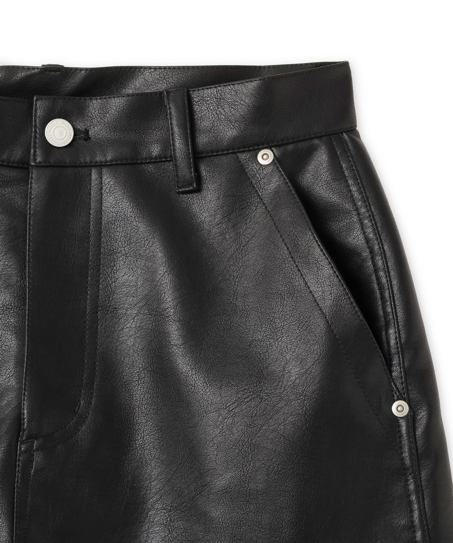 atmos pink Synthetic Leather Half Pants BLACKの画像