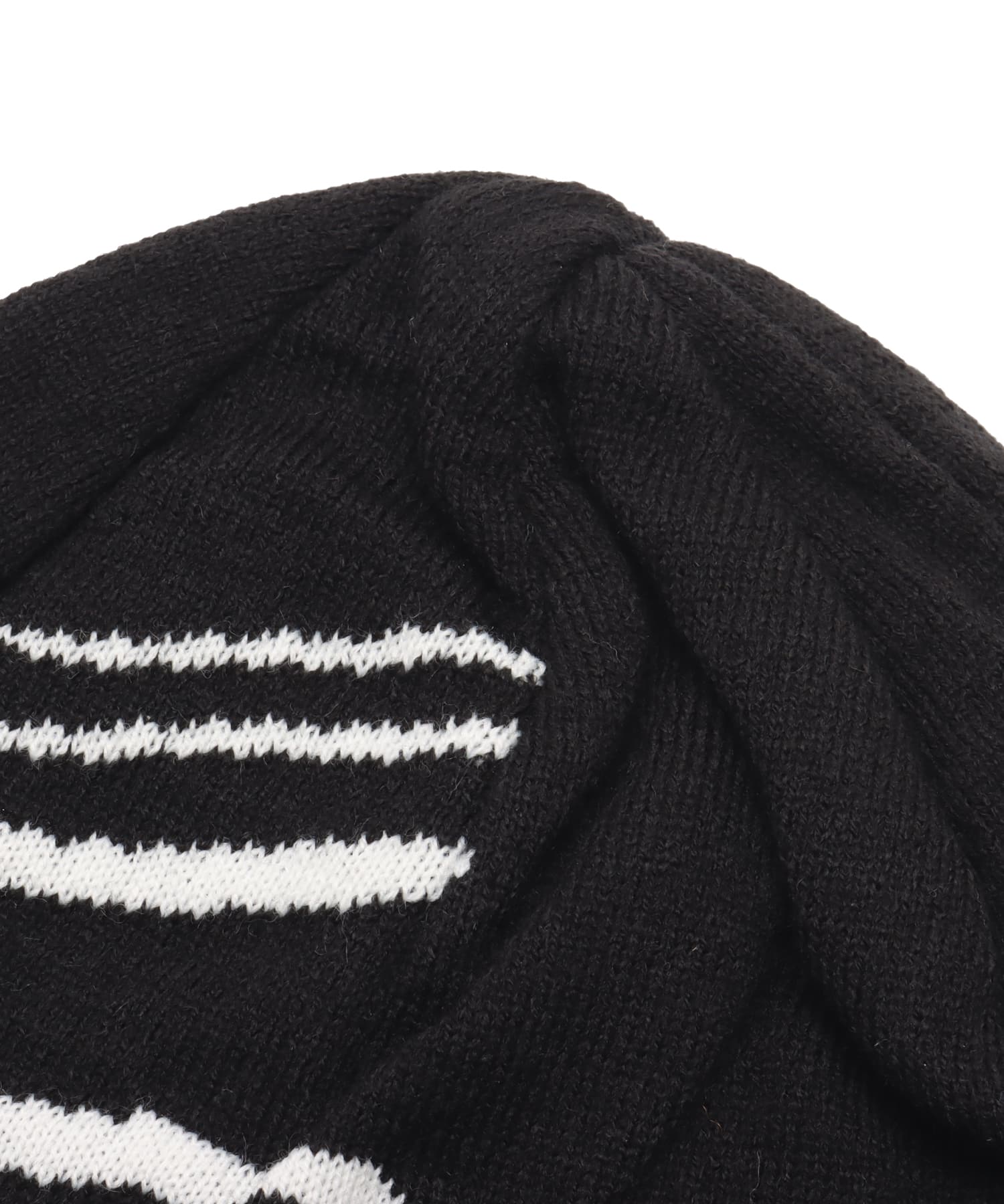 atmos pink Logo Beanie BLACKの画像