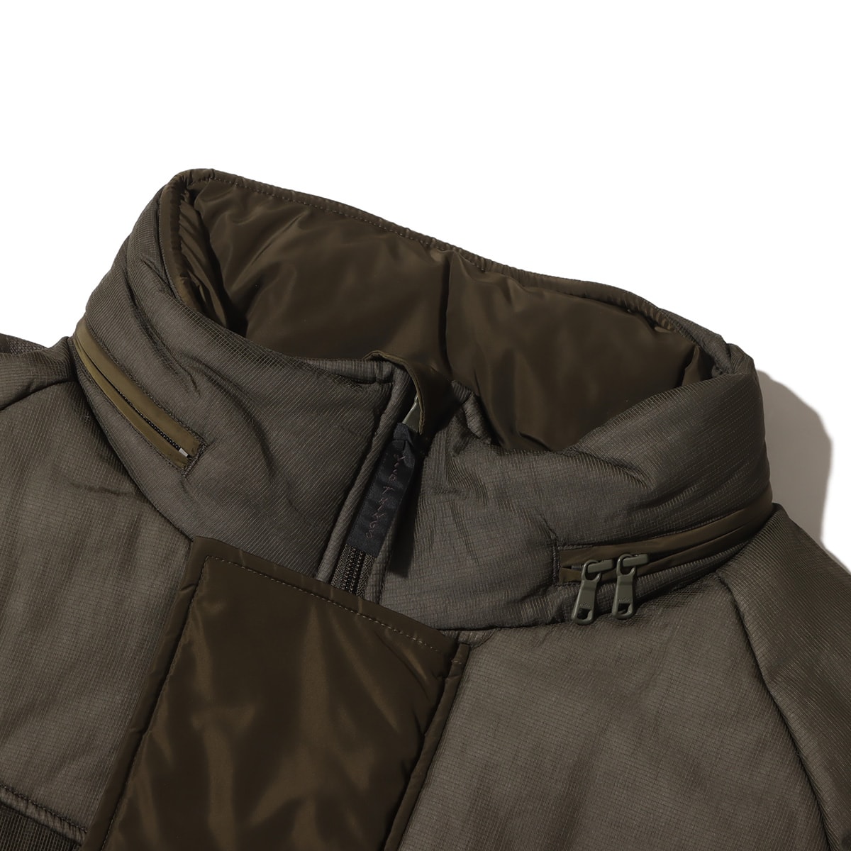 WHITE MOUNTAINEERING x WILD THINGS PRIMALOFT MONSTER PARKA WHITE MOUNTAINEERING x WILD THINGS PRIMALOFT MONSTER PARKA