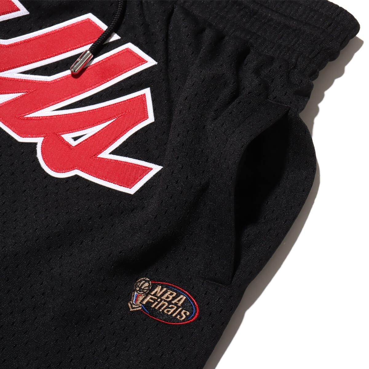 Mitchell & Ness NBA JUST DON PRACTICE SHORTS BULLS BLACKの画像