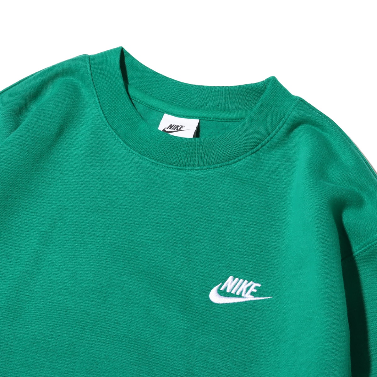NIKE AS M NSW CLUB CRW BB MALACHITE/WHITEの画像