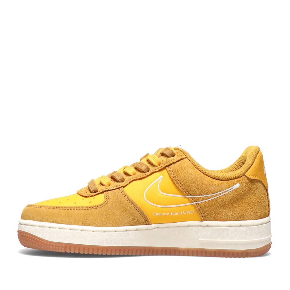 NIKE WMNS AIR FORCE 1 '07 SE GOLD SUEDE/SAIL-UNIVERSITY GOLD 21FA-I