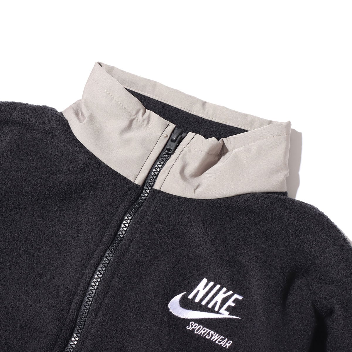 NIKE AS W NSW PLSH JKT HTG BLACK/MOON FOSSIL/WHITE 21HO-I