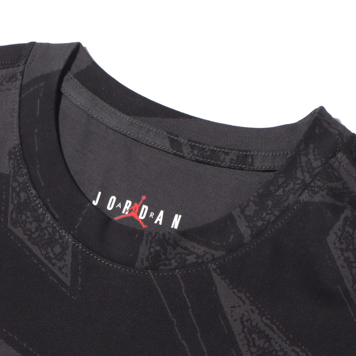 JORDAN BRAND AS M J ESS SS AOP CREW OFF NOIR 22FA-Iの画像