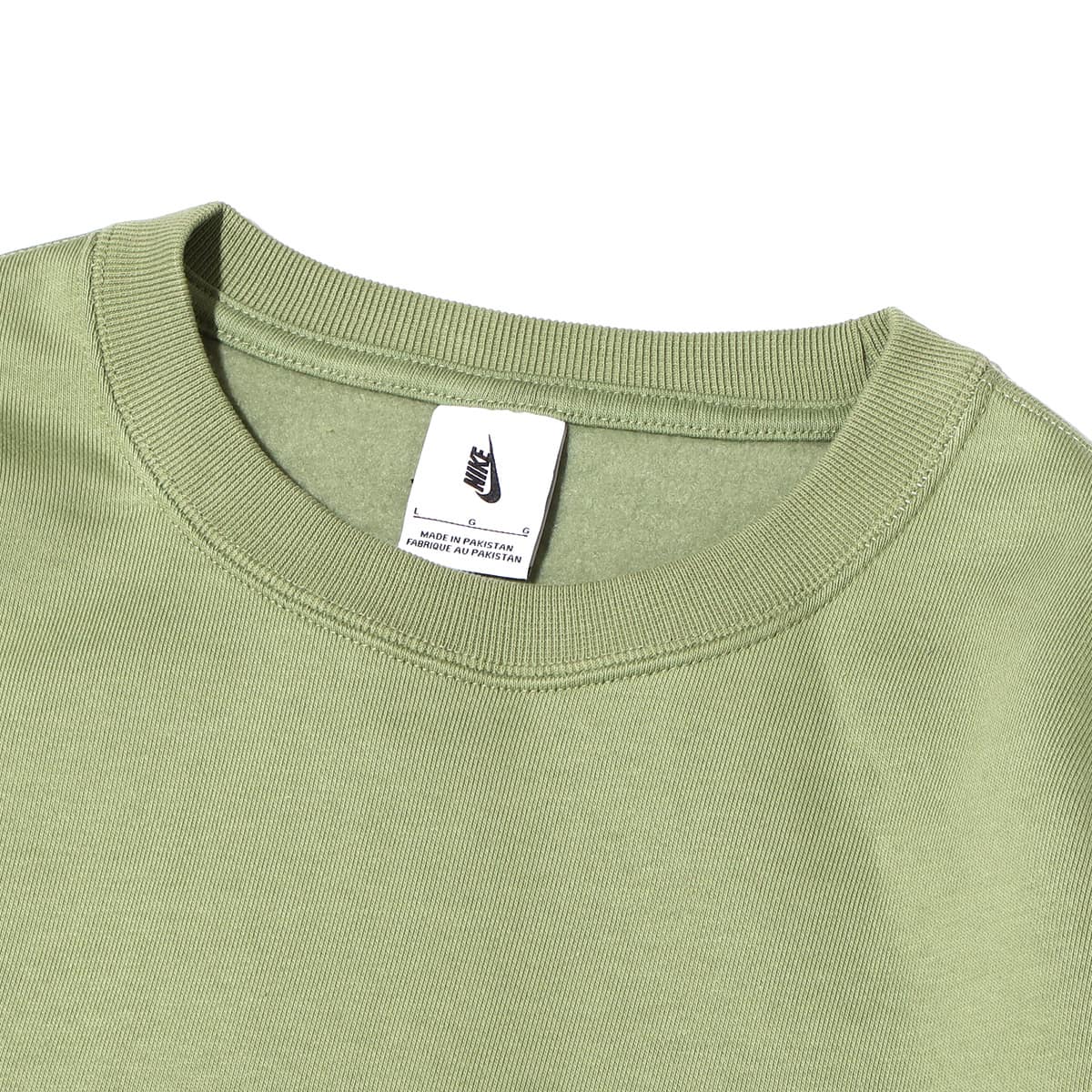 NIKE AS M NK SOLO SWSH FLC CRW OIL GREEN/WHITE 23SP-Iの画像