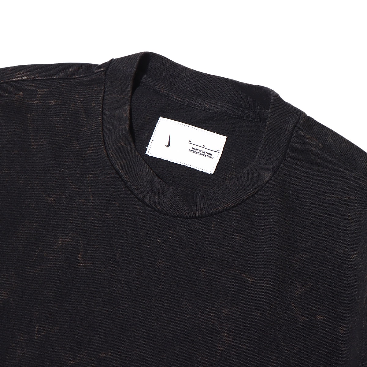 NIKE U NK NRG FADEAWAY TEE BLACK/UNIVERSITY GOLD 22FA-Sの画像
