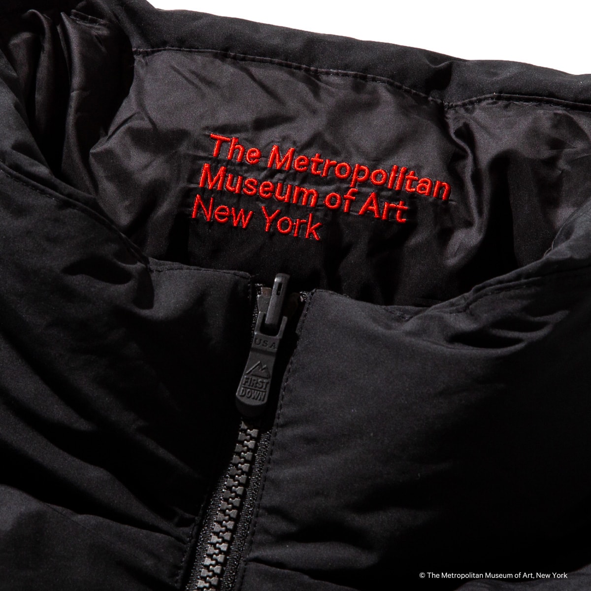 THE MET x Kinetics x FIRST DOWN BUBBLE DOWN JACKET BLACK 22FW-I