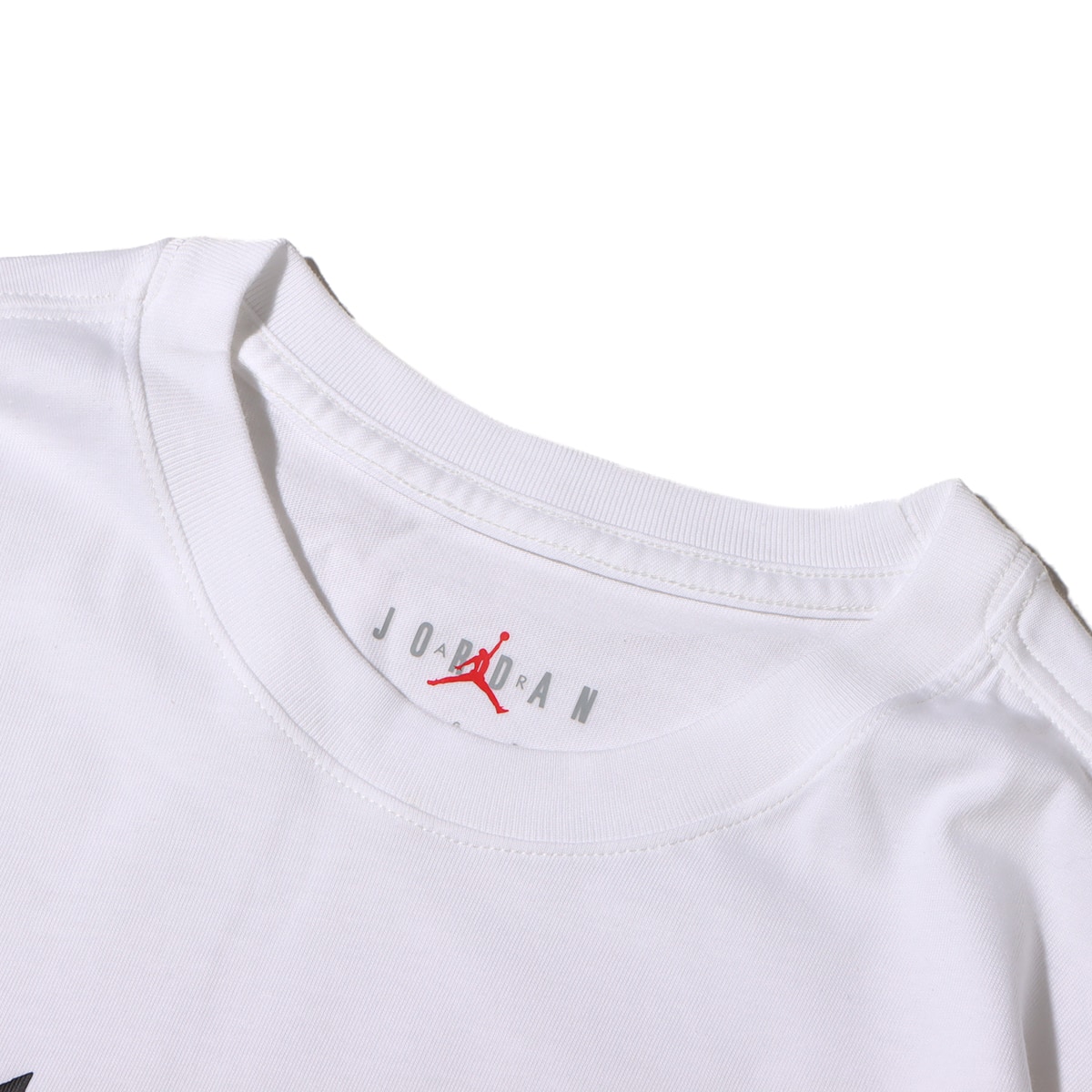 JORDAN BRAND AS M J SPRT LS GFX CREW WHITE/WOLF GREY/BLACK 23HO-Iの画像