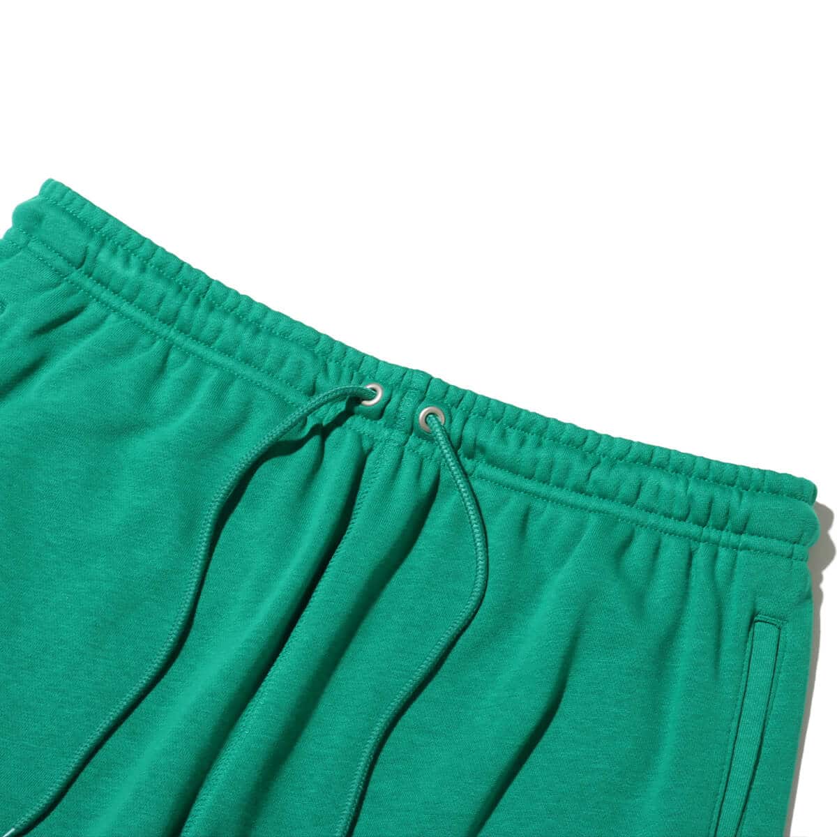 NIKE AS M NK CLUB FT SHORT VRSTY MALACHITE/SAFETY ORANGEの画像