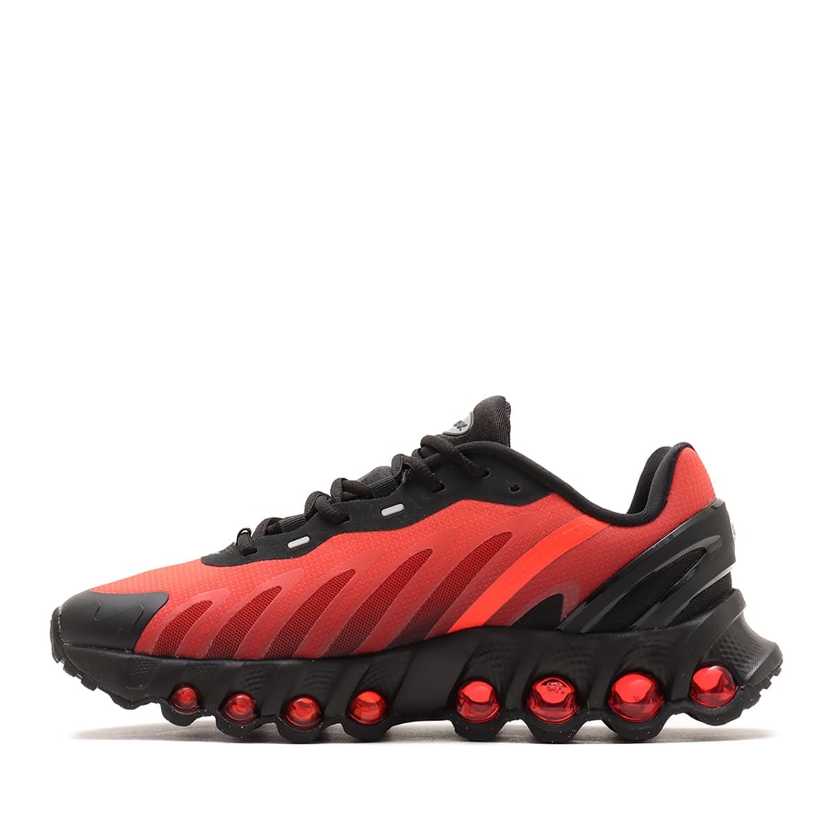 NIKE AIR MAX DN8 (GS) BLACK/BLACK-UNIVERSITY REDの画像