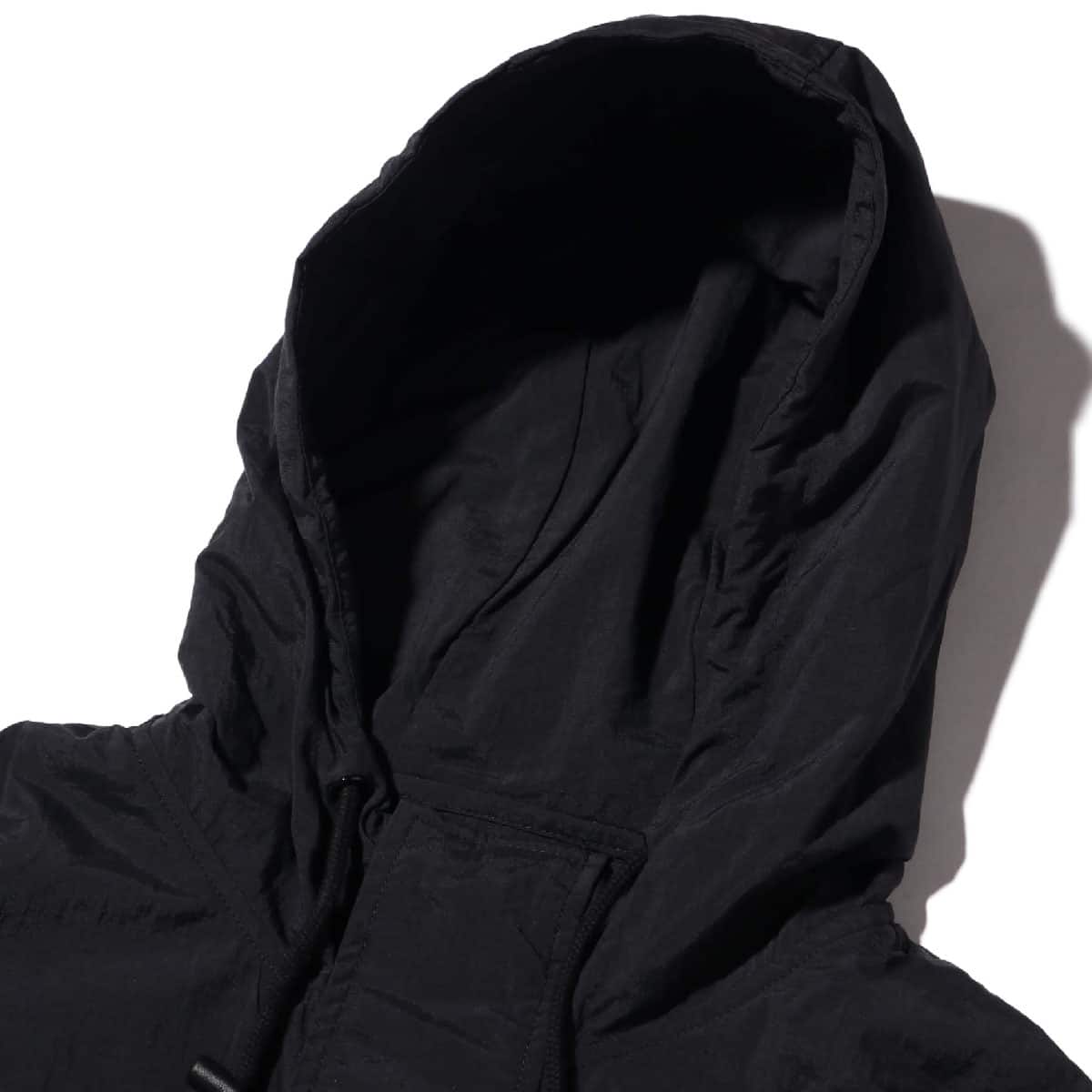 Mitchell & Ness HALF ZIP ANORAK BLK REFLECTIVE/ LOS ANGELES LAKERS BLACK 19FW-Iの画像