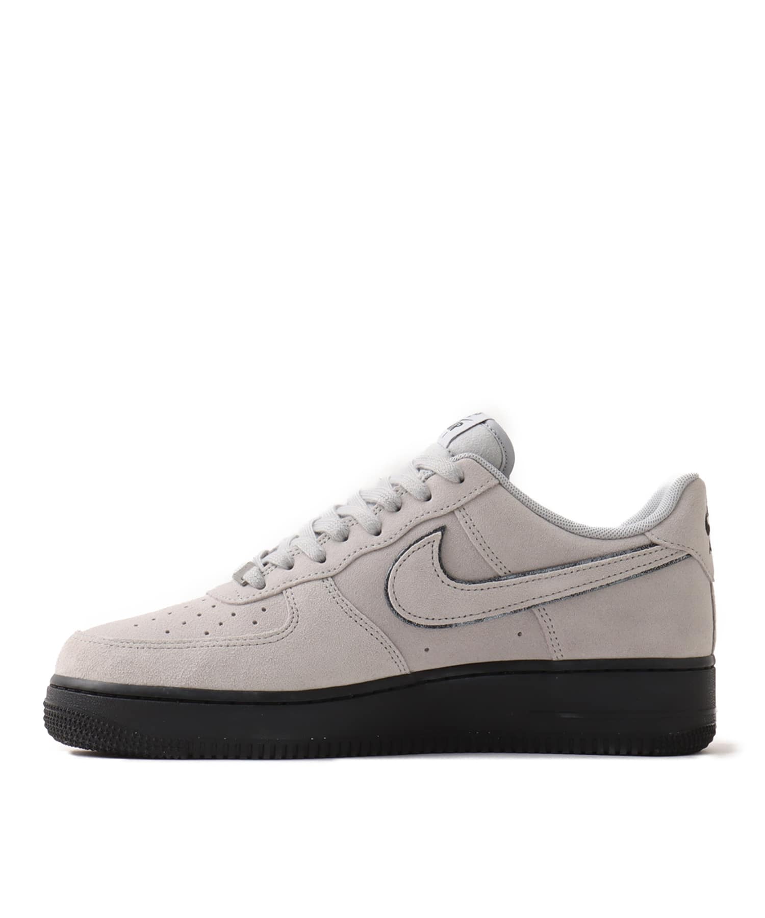 NIKE AIR FORCE 1 '07 LV8 LT SMOKE GREY/LT SMOKE GREY-BLACKの画像