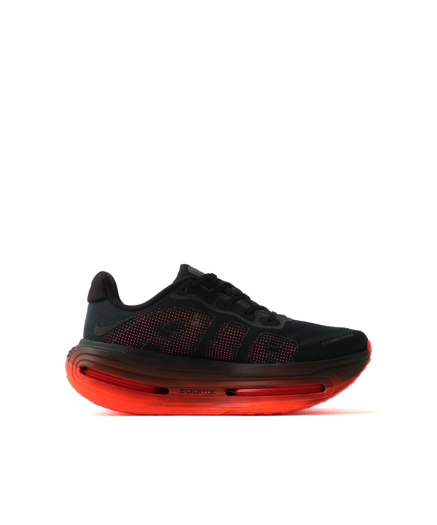 NIKE VOMERO PREMIUM BLACK/BLACK-BRT CRIMSONの画像