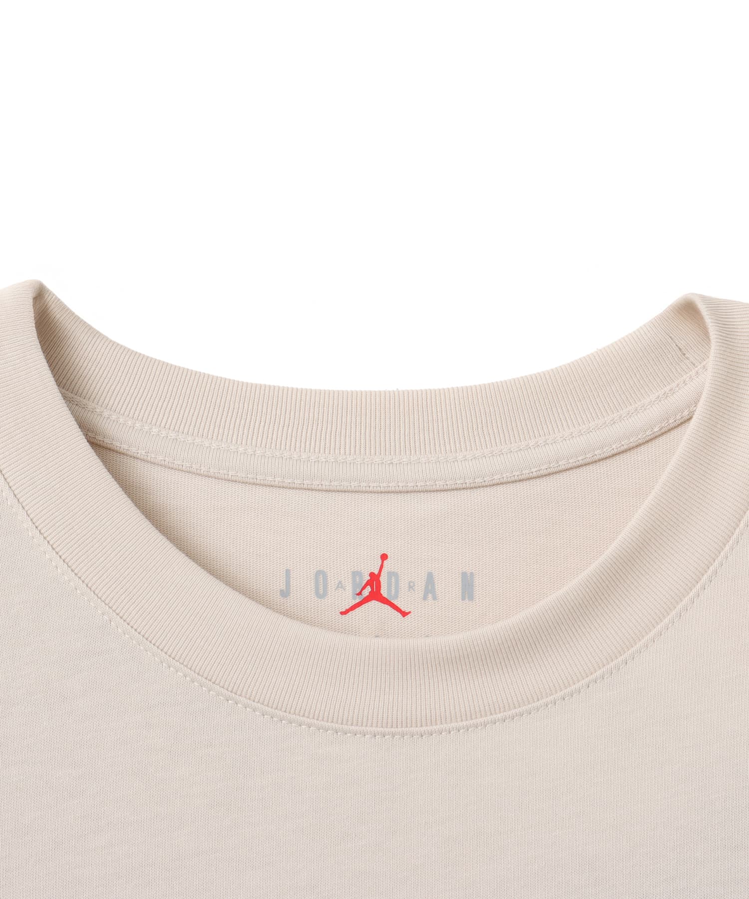 JORDAN BRAND M J FLT ESS BOXY SS CREW LT OREWOOD BRN/SAILの画像