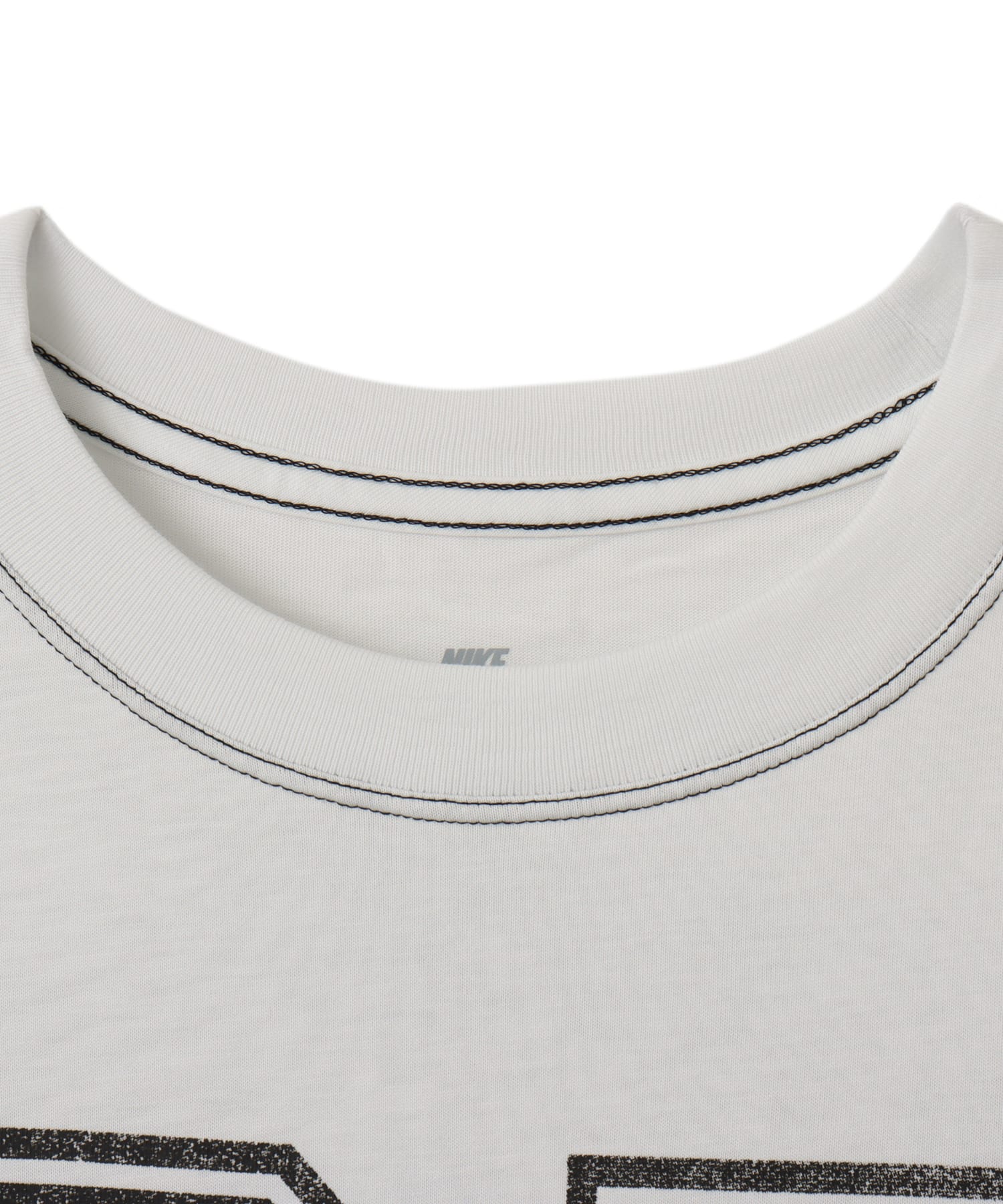 NIKE AS W NSW STREET SS OS TEE SUMMIT WHITEの画像