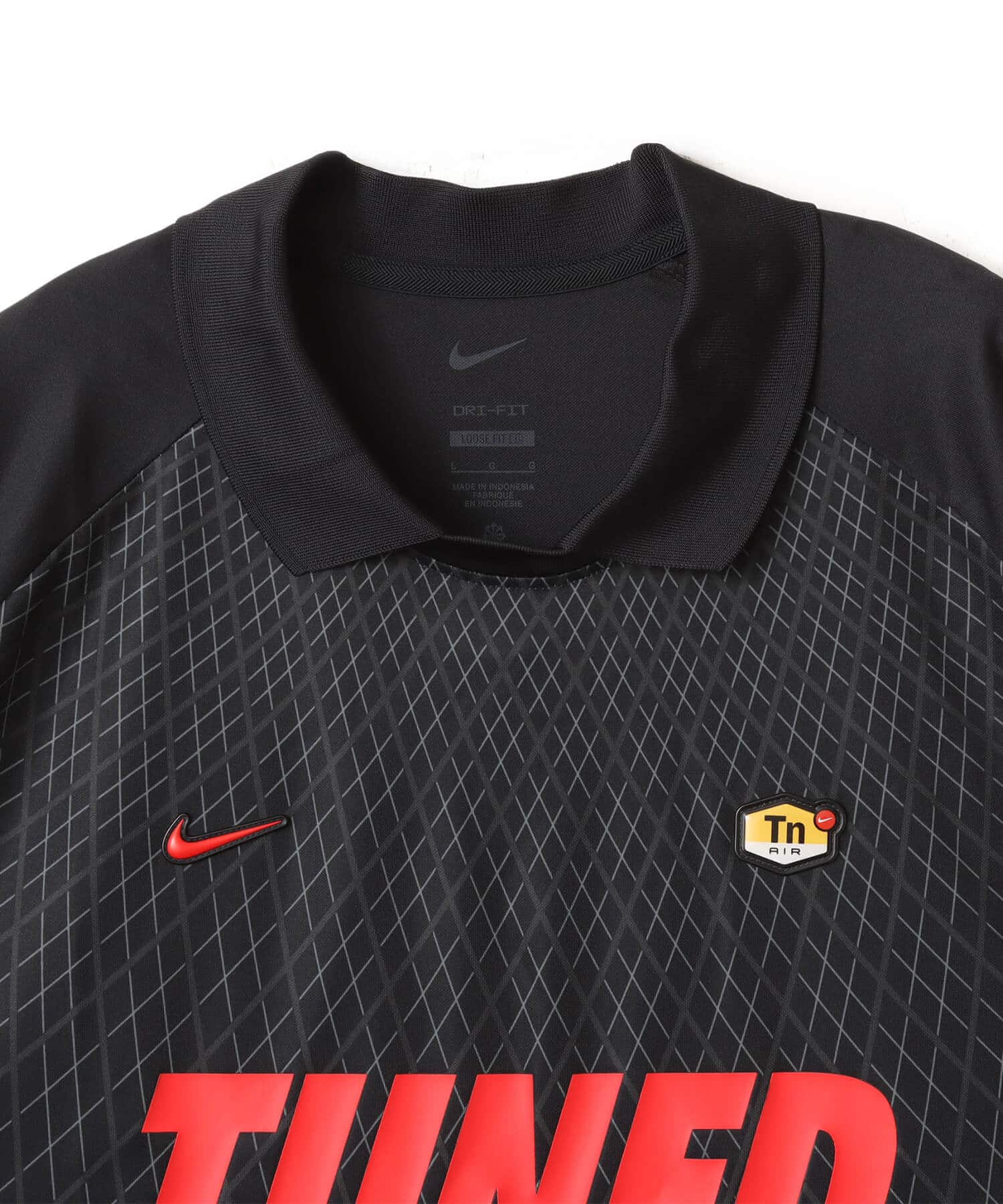 NIKE M NSW TN FB JERSEY BLACK/UNIVERSITY REDの画像
