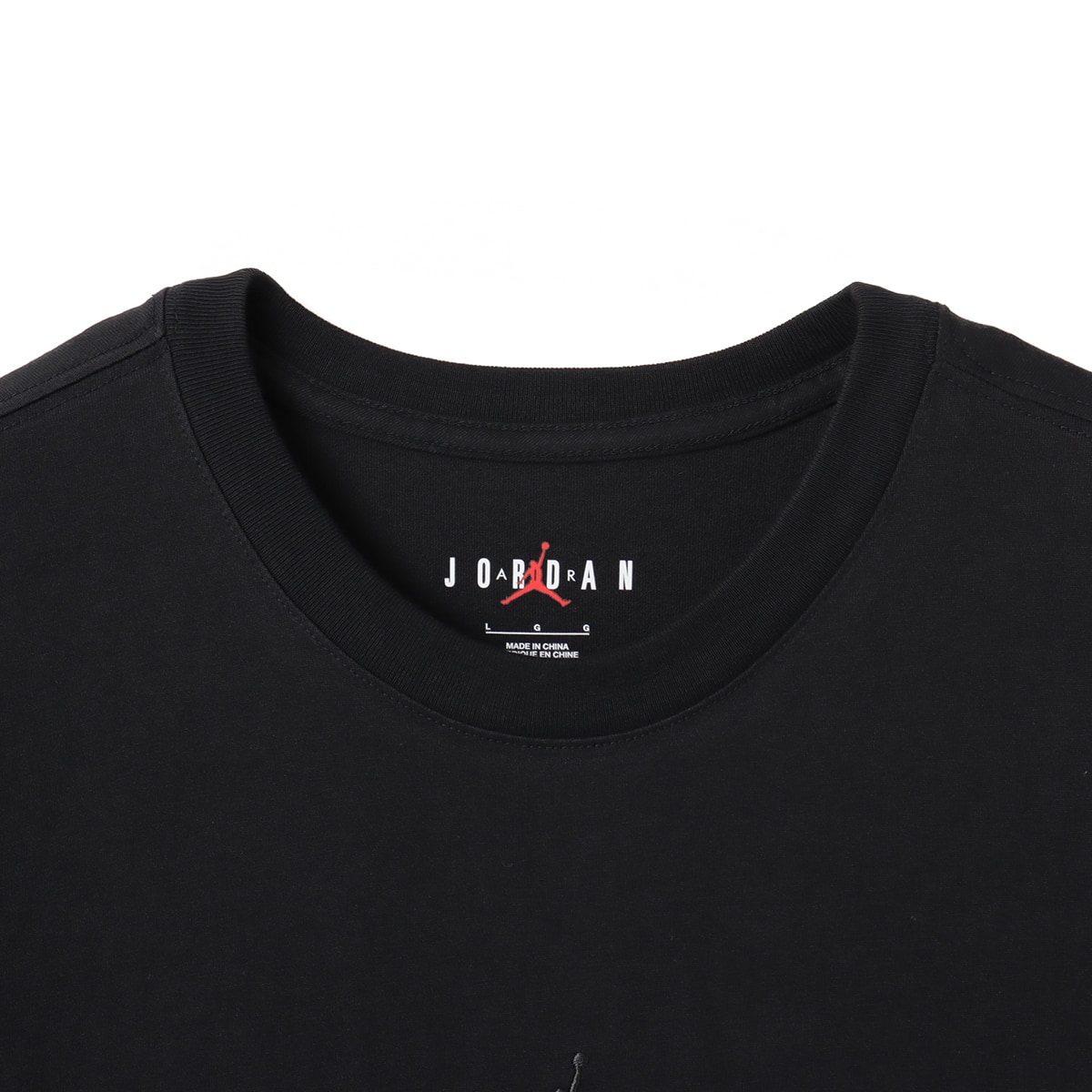 JORDAN BRAND M J FLT ESS VTG AJ1 SS CREW BLACK/SAILの画像
