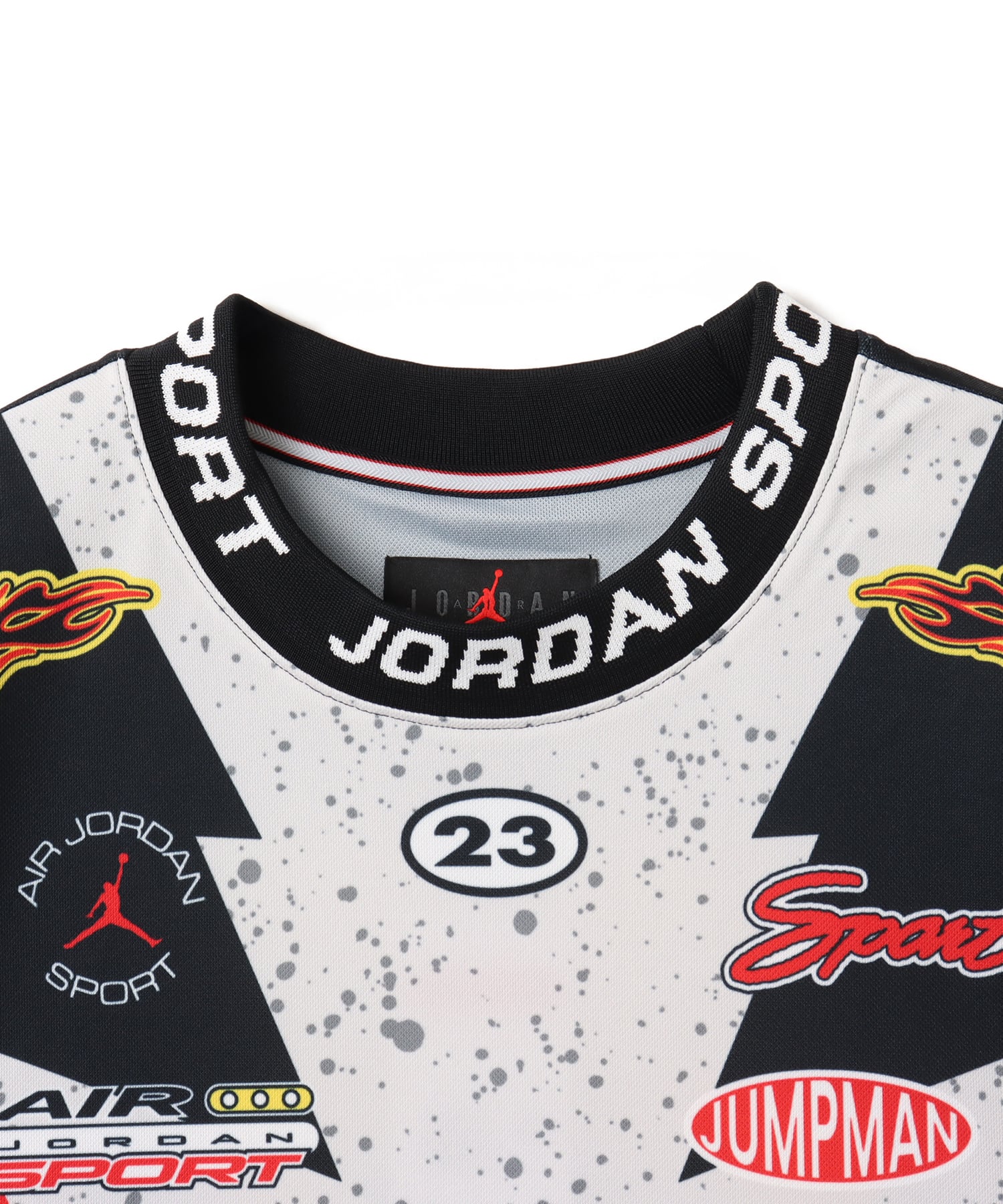 JORDAN BRAND M J ESS STMT GFX SS TOP MTRSPT NEUTRAL GREY/BLACK/FIRE REDの画像