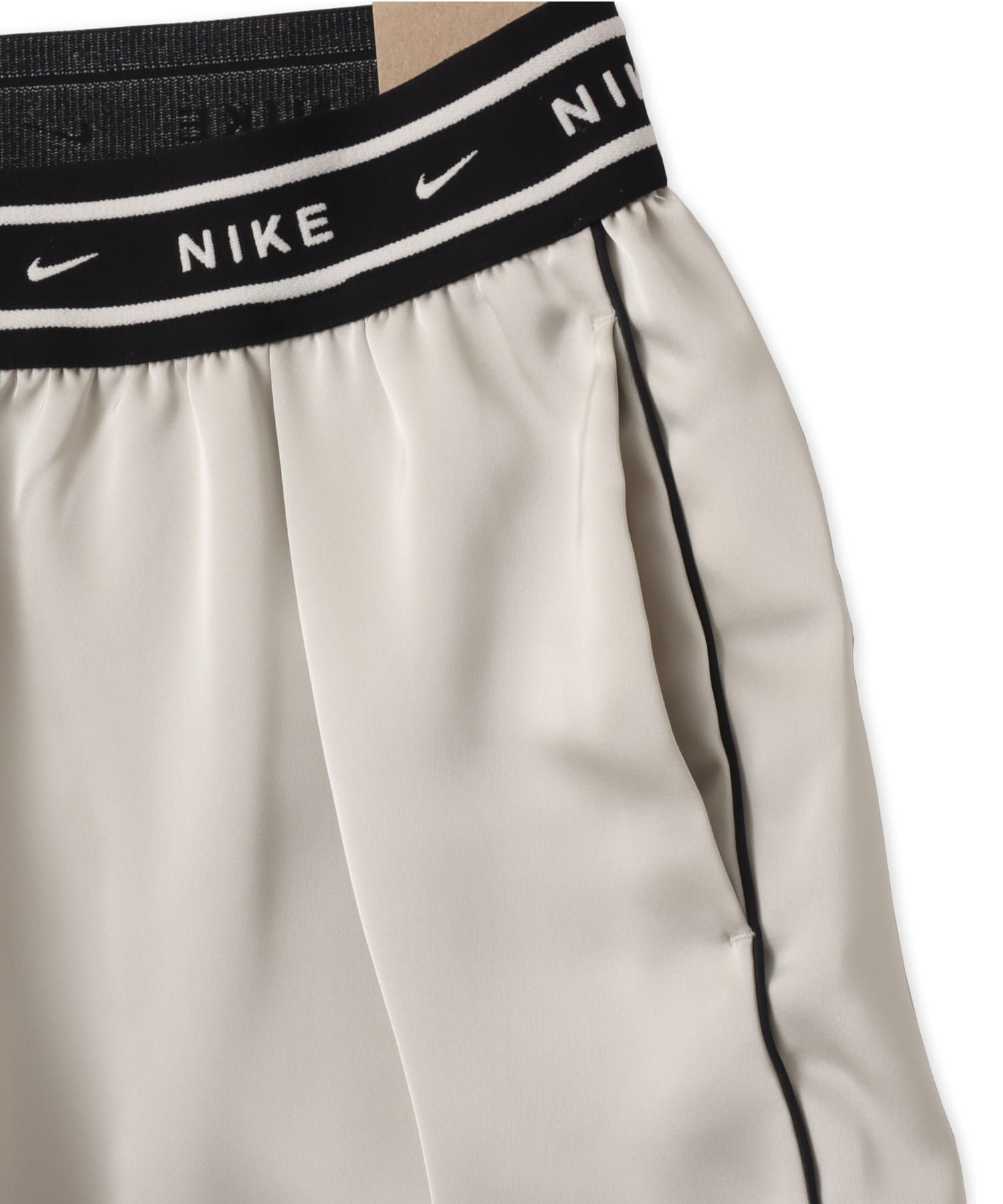 NIKE AS W NSW OFFLN WVN STN SHORT LIGHT BONE/(BLACK)の画像