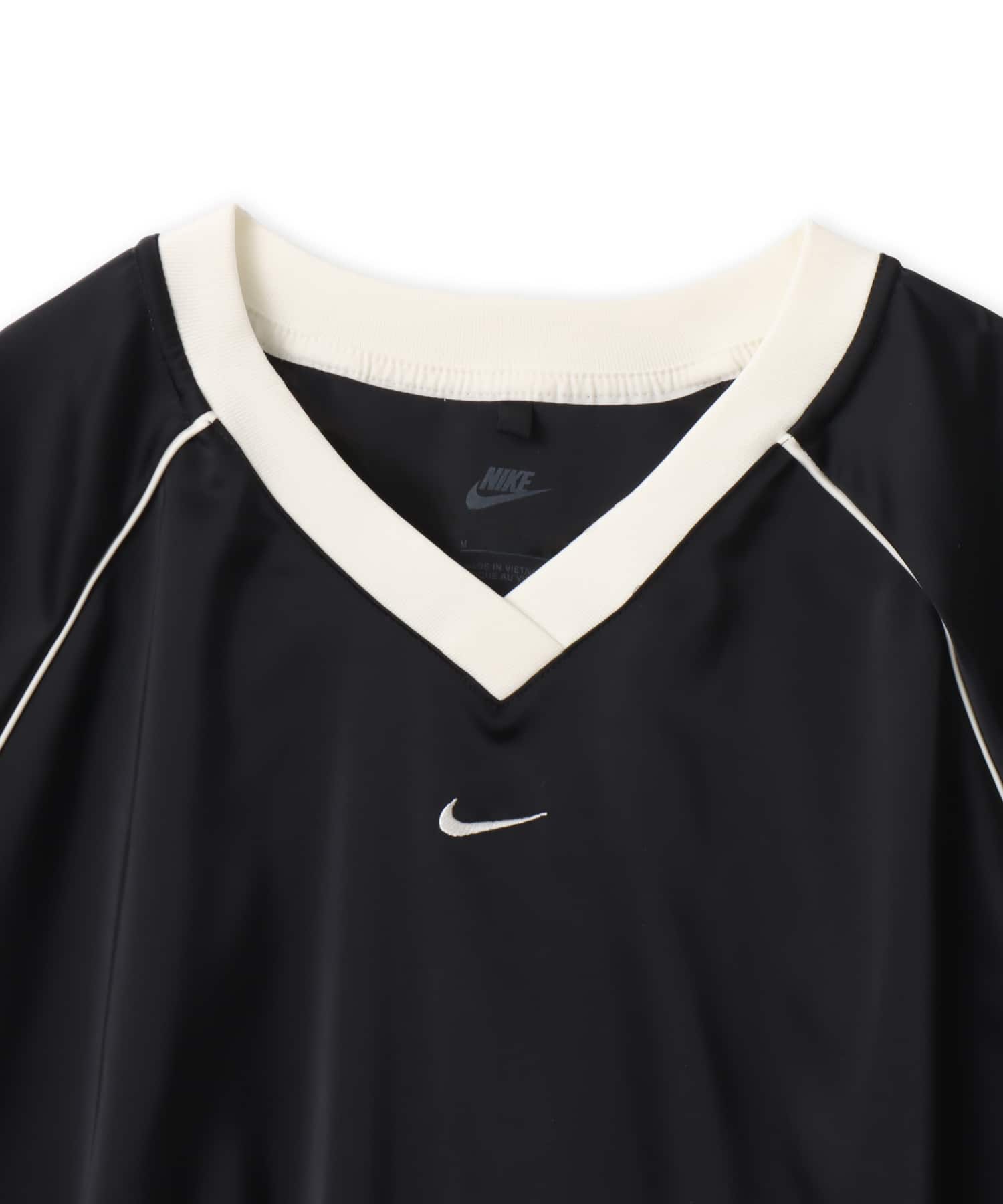 NIKE AS W NSW OFFLN WVN STN SS TOP BLACK/(SAIL)の画像