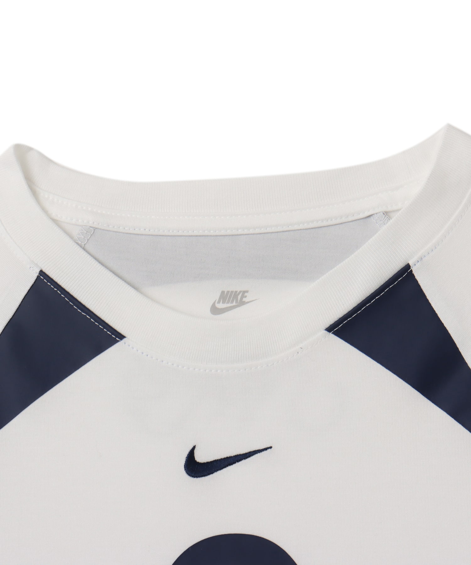 NIKE AS W NSW NK CHLL KNT TEE GCEL WHITEの画像