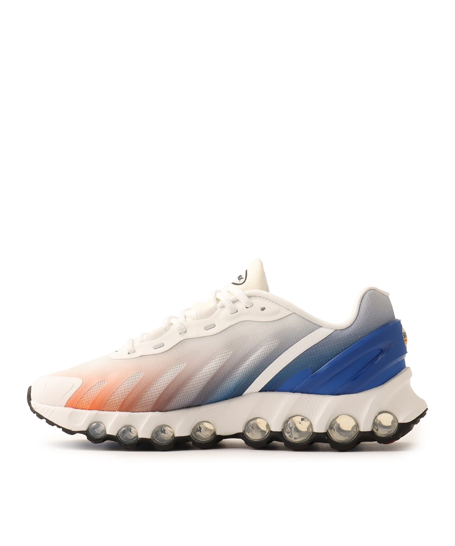 NIKE AIR MAX DN8 SUMMIT WHITE/BLACK-SAFETY ORANGEの画像