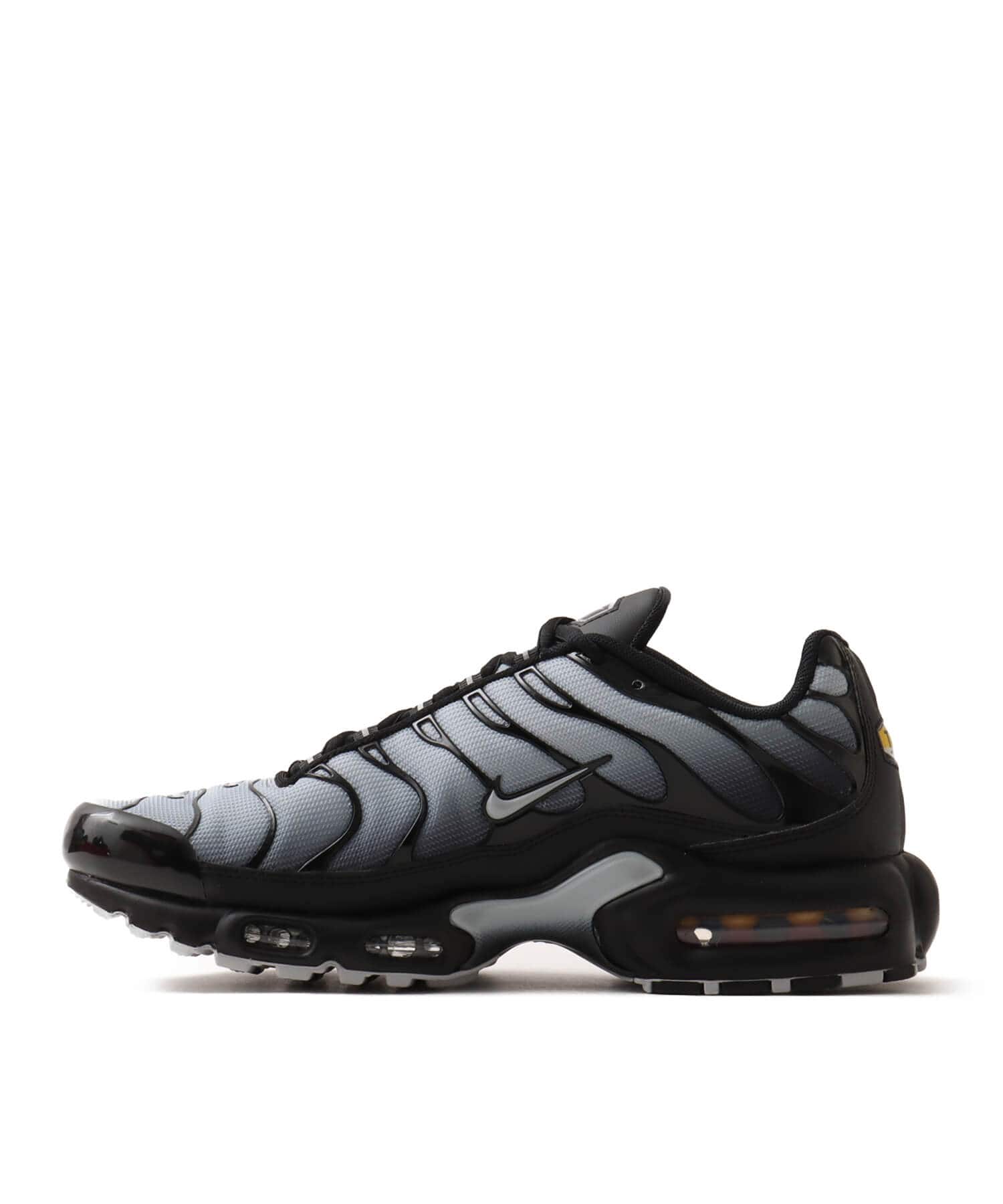 NIKE W AIR MAX PLUS SE BLACK/WOLF GREY-METALLIC SILVERの画像