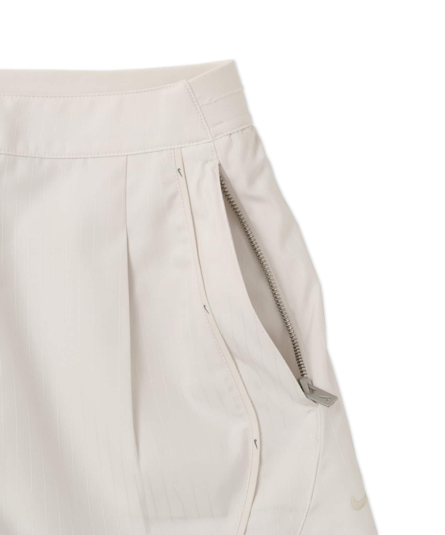 NIKE W NRG NK Dri-FIT WOVEN SHORT OFFWHITEの画像
