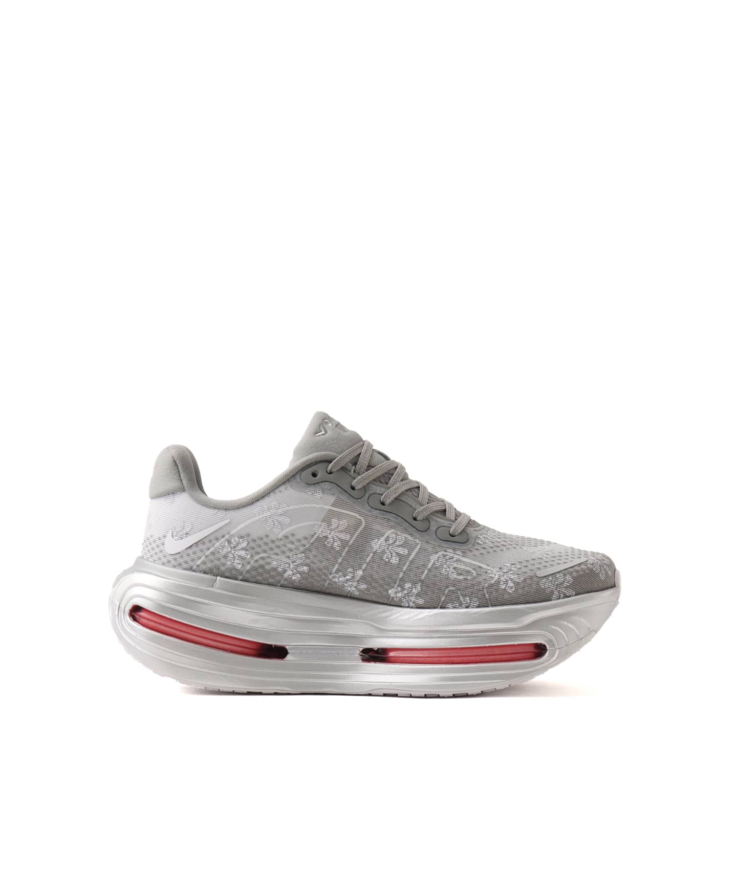 NIKE WMNS VOMERO PRM QS FDL GEYSER GREY/PEONY-METALLIC SILVERの画像