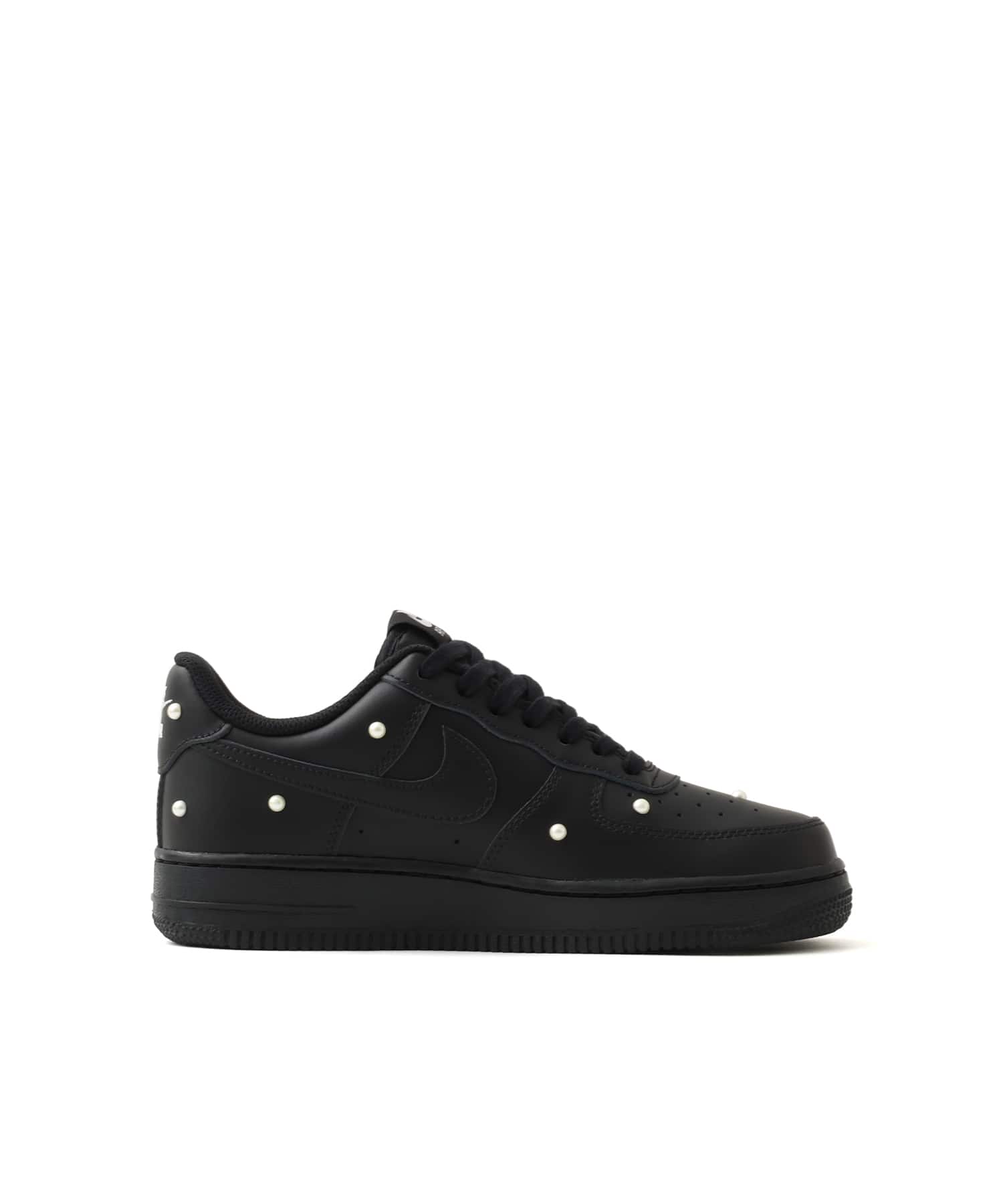NIKE W AIR FORCE 1 '07 SE BLACK/BLACK-MTLC SUMMIT WHTの画像