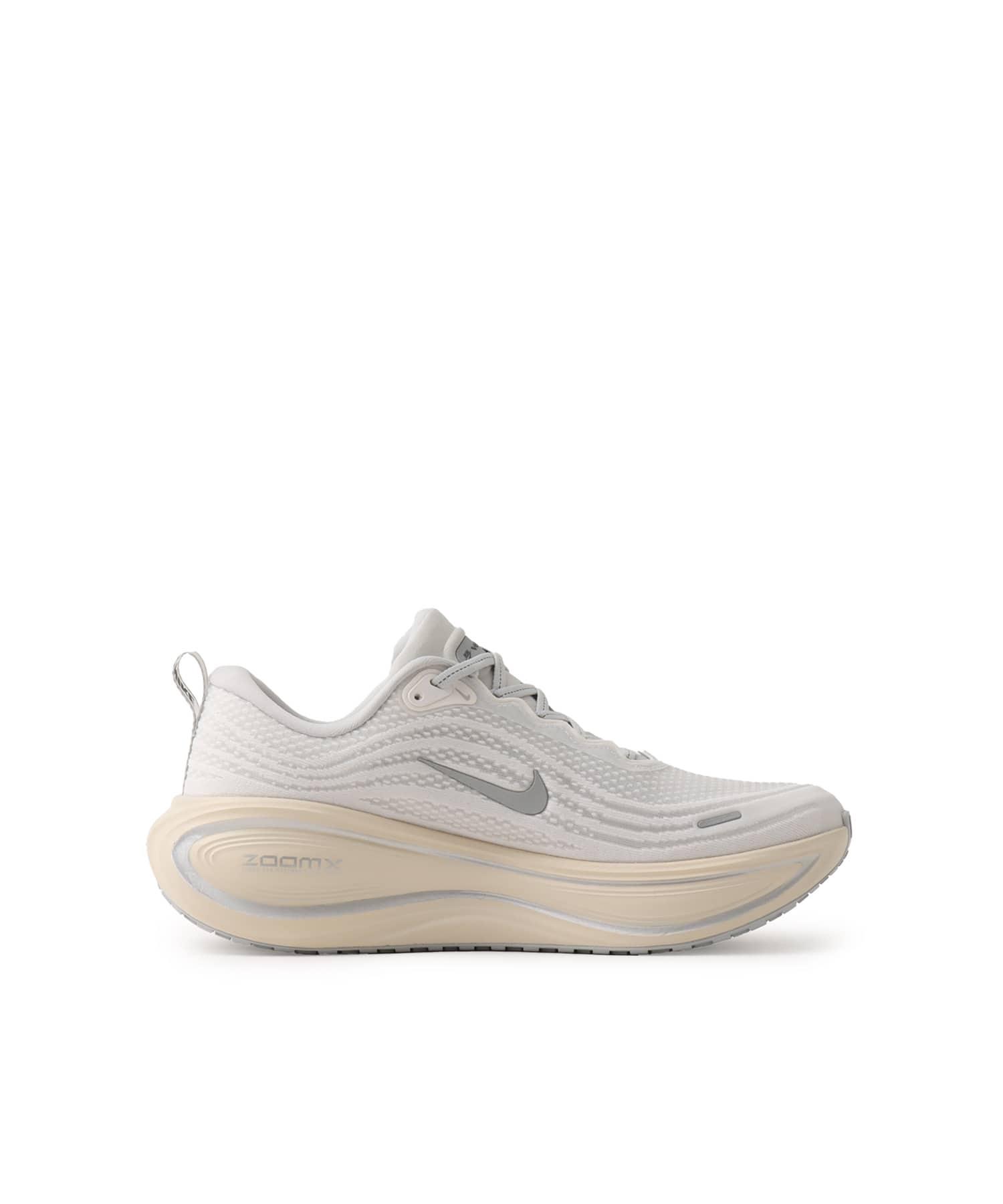 NIKE VOMERO PLUS PLATINUM TINT/REFLECT SILVER-GREY FOGの画像