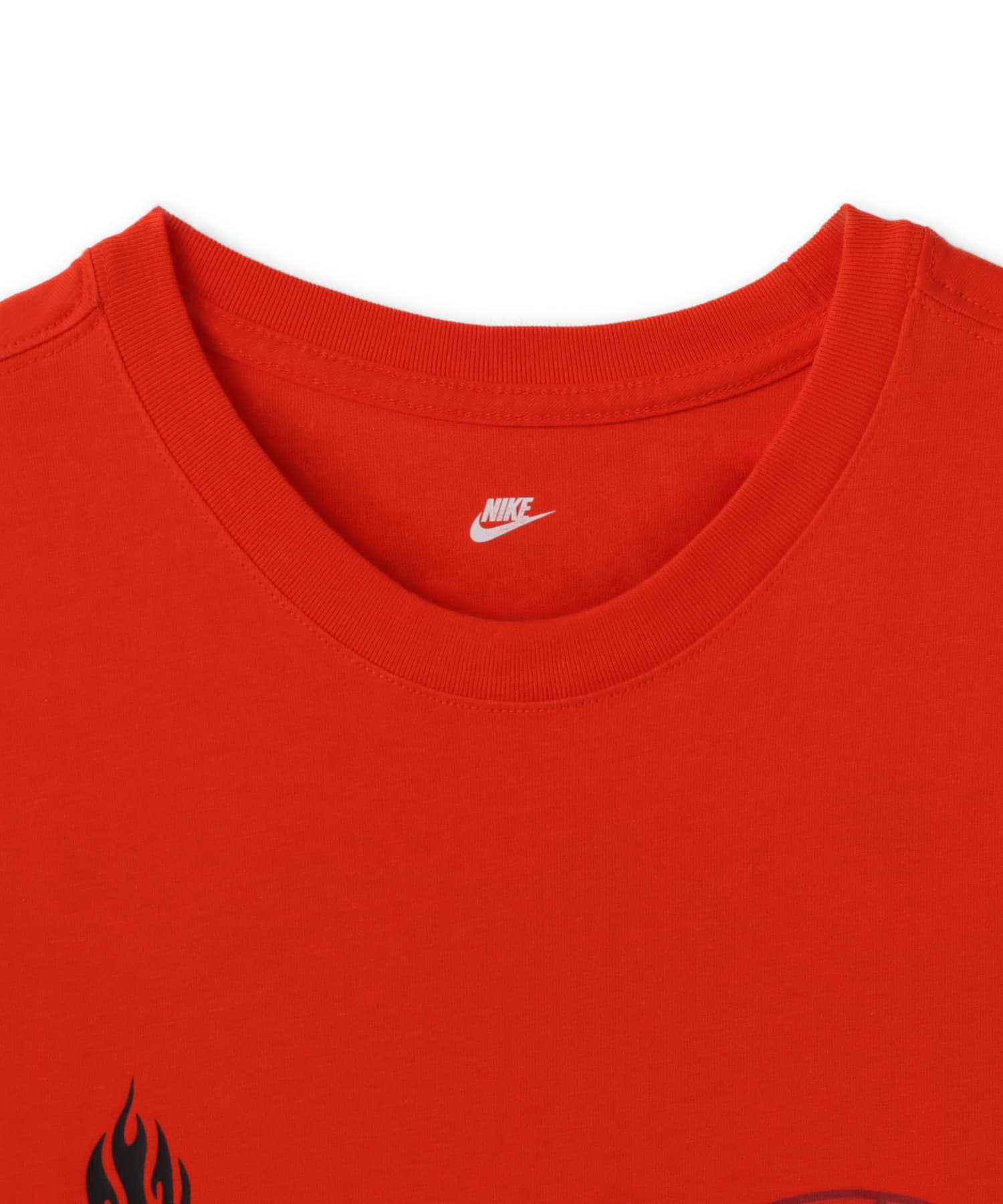 NIKE AS M NSW TEE FTBL LATAM APLA PICANTE REDの画像