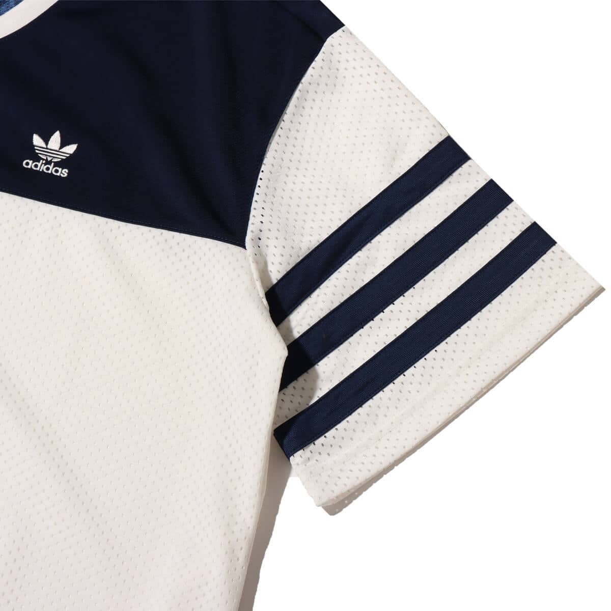 adidas CS BB SS DRESS CLOWHI/NINDIG の画像
