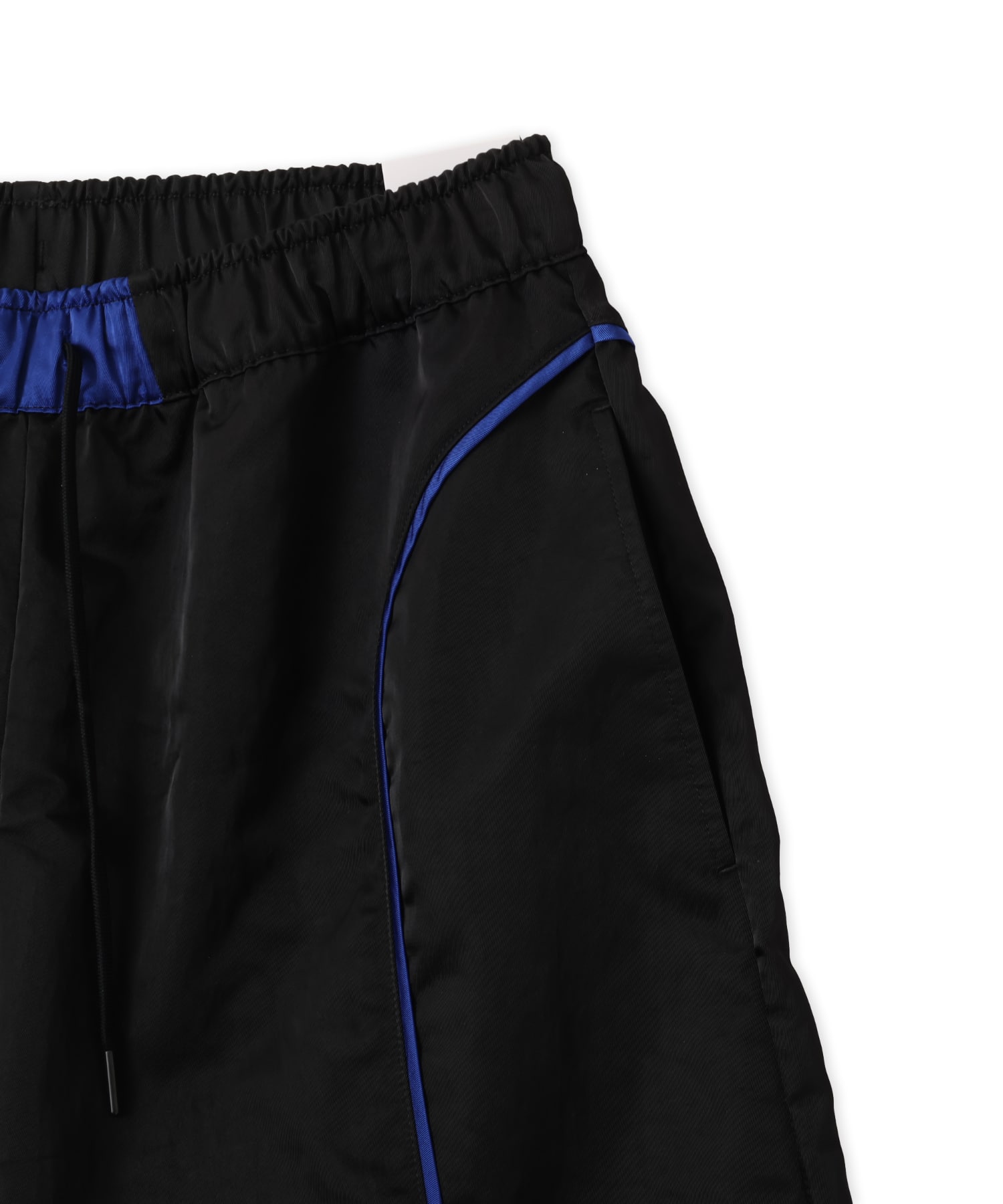 NIKE AS W NK NYLON KNEE LENGTH SHORT BLACKの画像