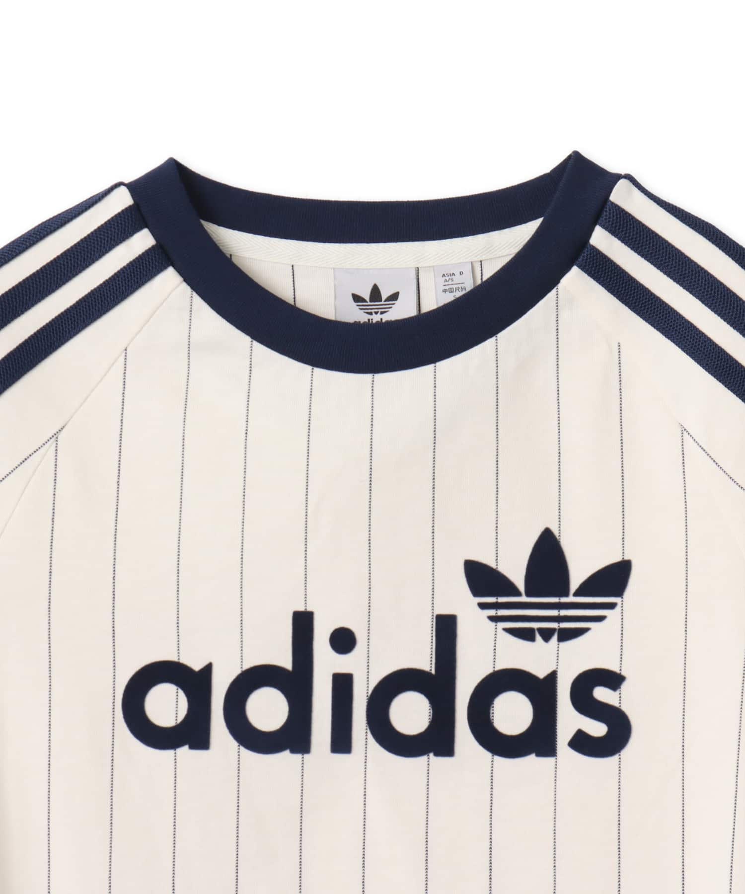 adidas GRAPHIC CALI T オフホワイト/ナイトインディゴの画像