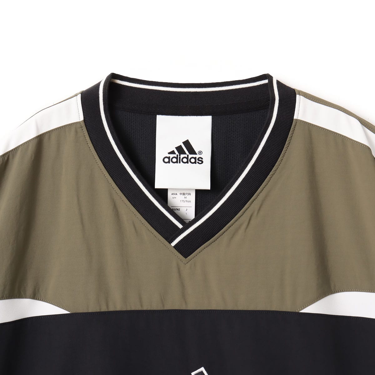 adidas CUTLINE PULLOVER ブラック/オリーブストレータの画像