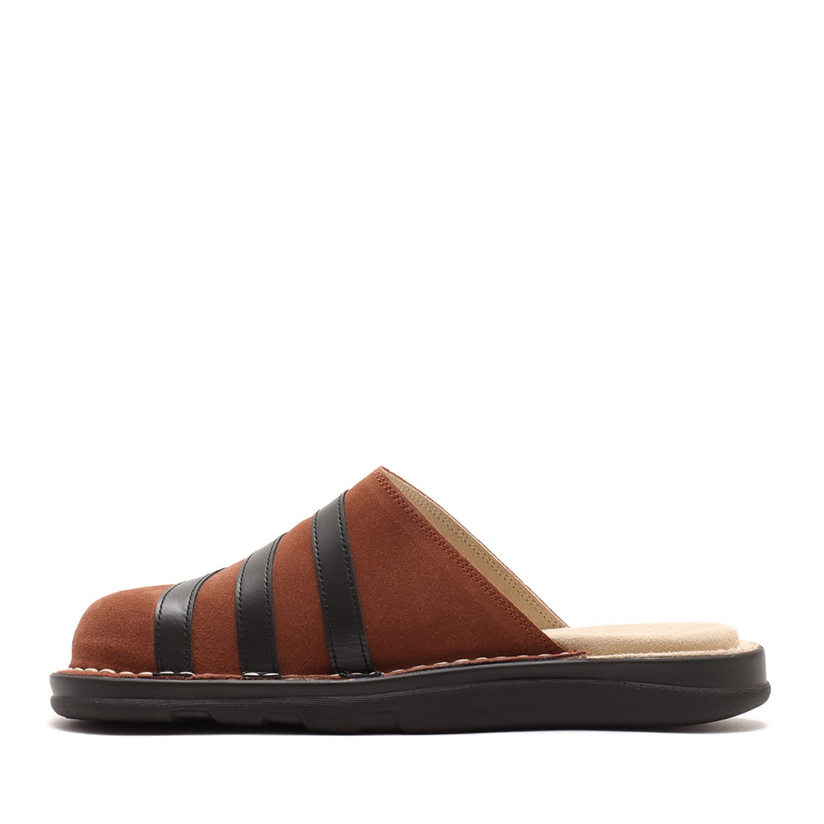 adidas ADICLOG PRELOVED BROWN/NONE/NONEの画像