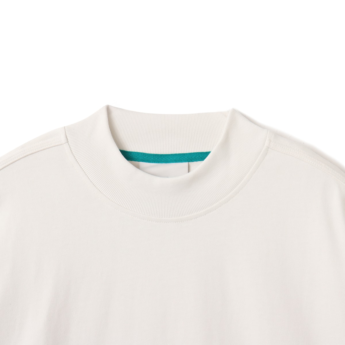 adidas EQT GFX TEE LS クラウドホワイトの画像