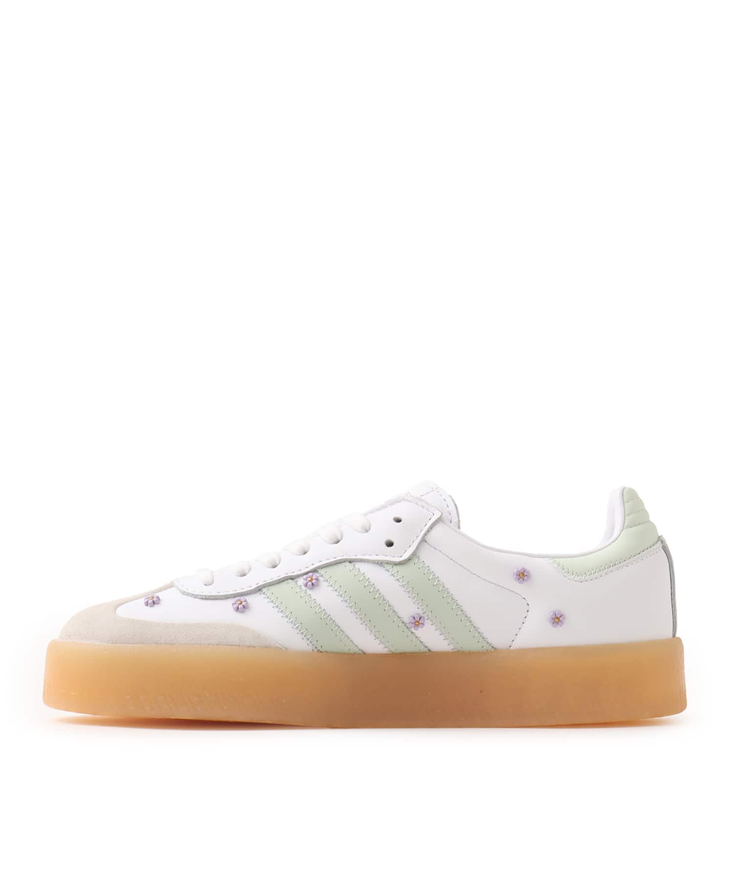 adidas SAMBAE W FTWWHT/LINGRN/GUM3の画像