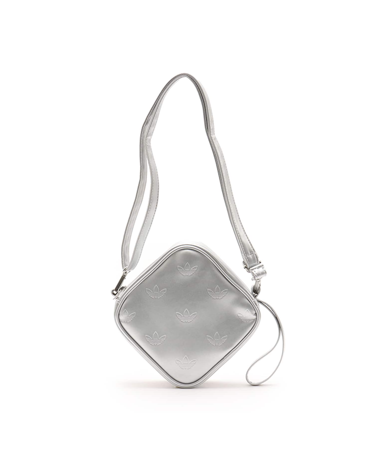 adidas DIAMOND SHAPED BAG シルバーメタリックの画像