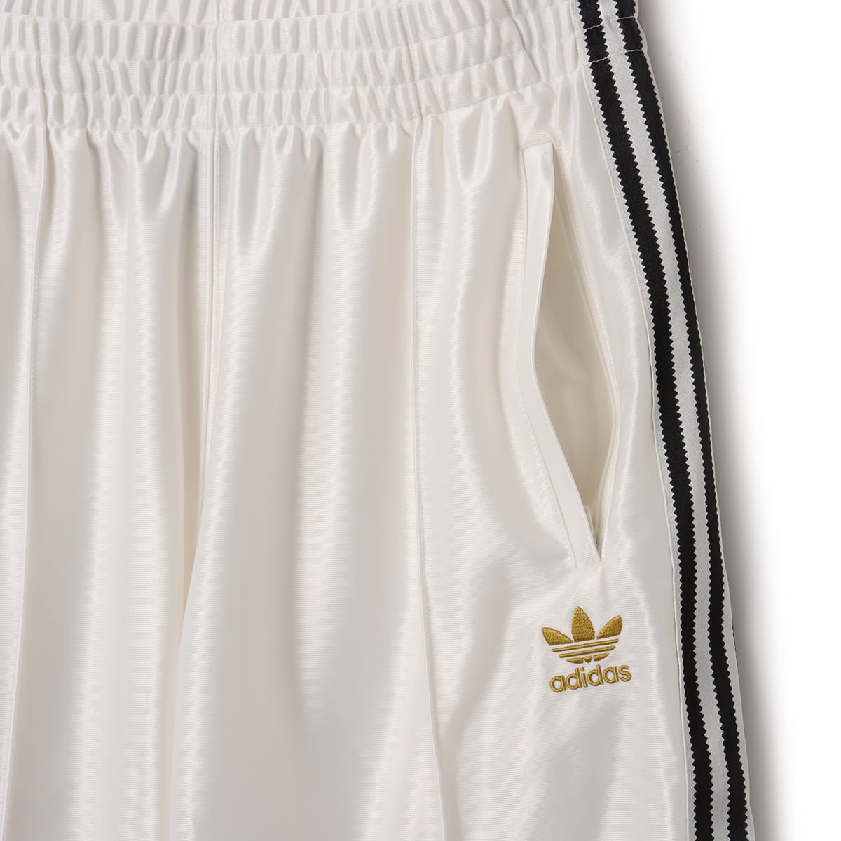 adidas SUPERSTAR TRACKPANTS クラウドホワイトの画像