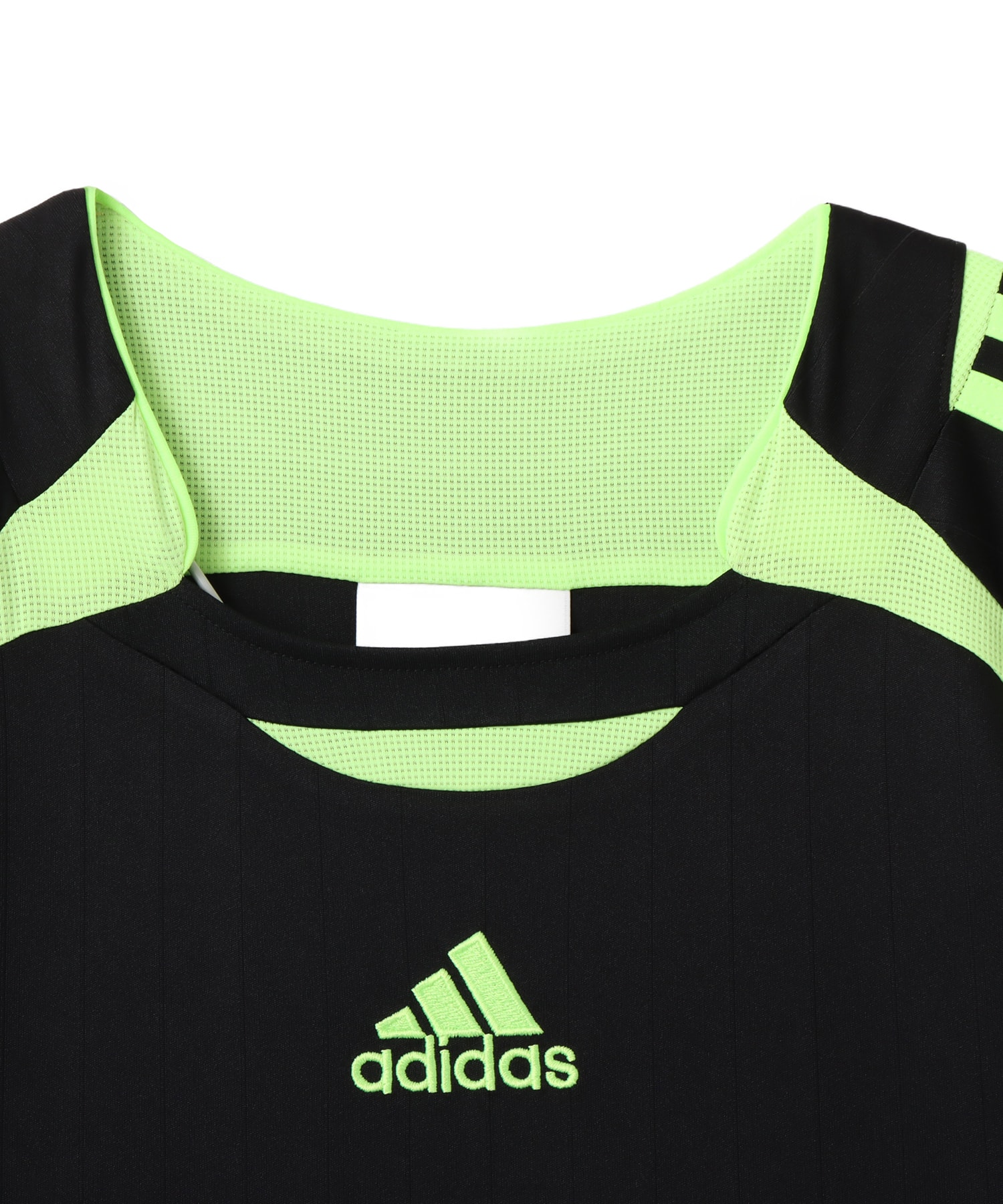 adidas TEAMGEIST ADICOLOR T-SHIRT ブラック/シグナルグリーンの画像