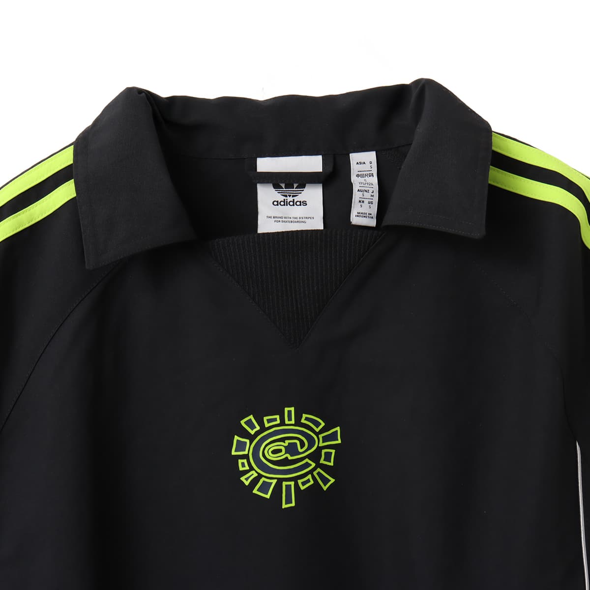 adidas ALWAYS WND JKT ブラック/セミソーラースライムの画像