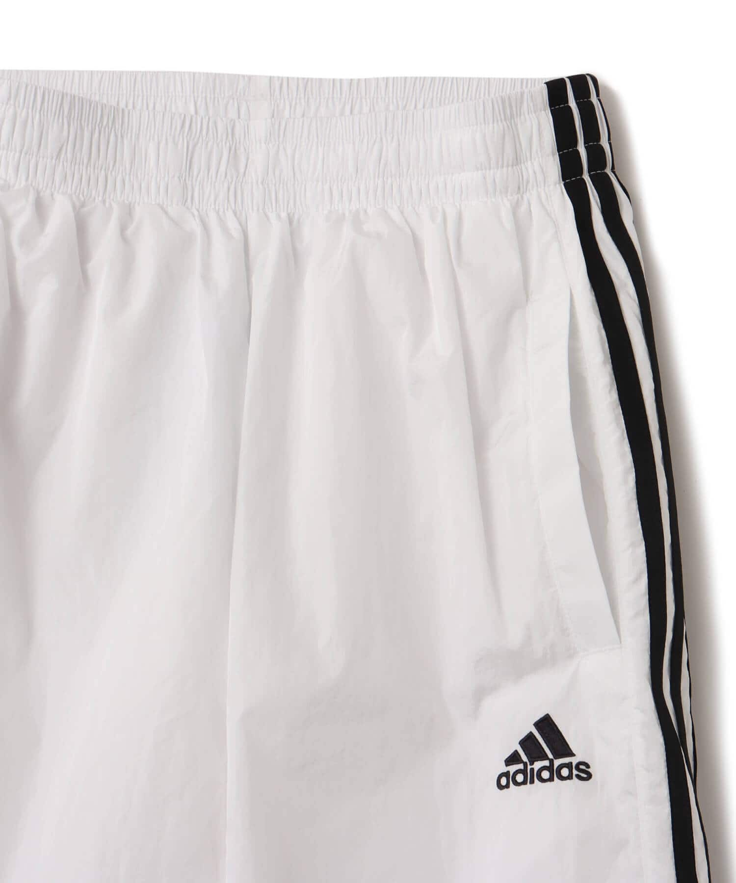 adidas TEAMGEIST ADICOLOR OVERSIZED TRACK PANT ホワイトの画像