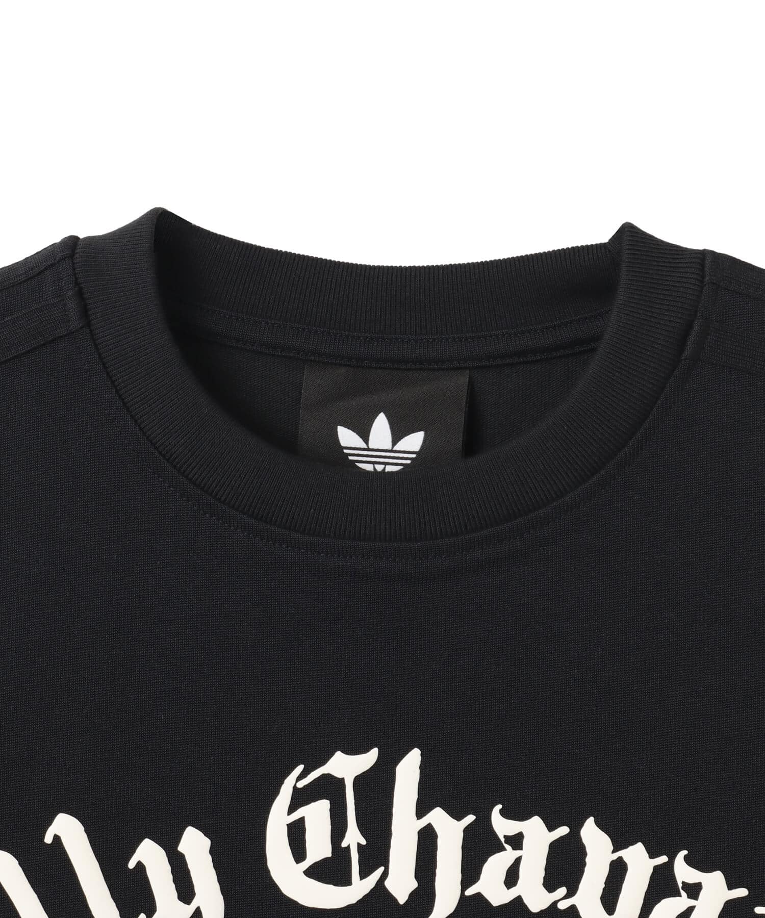 adidas CHAVARRIA LOGO T-SHIRT ブラックの画像