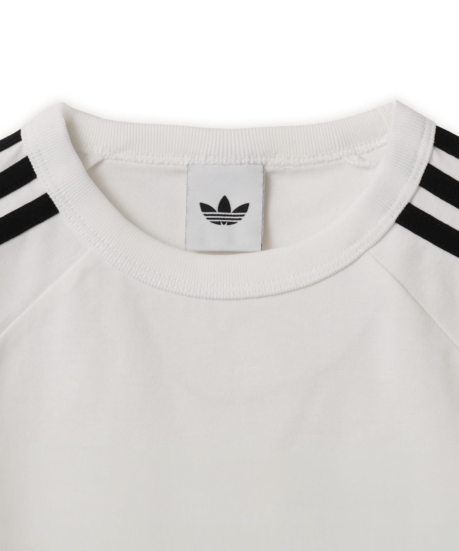 adidas SST BABY TEE ホワイト/ホワイト/ブラックの画像